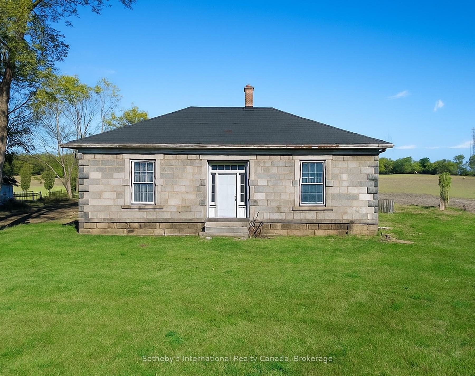 343 Blue Lake Road, Brant, ON N0E 1N0, Brant — photo 1