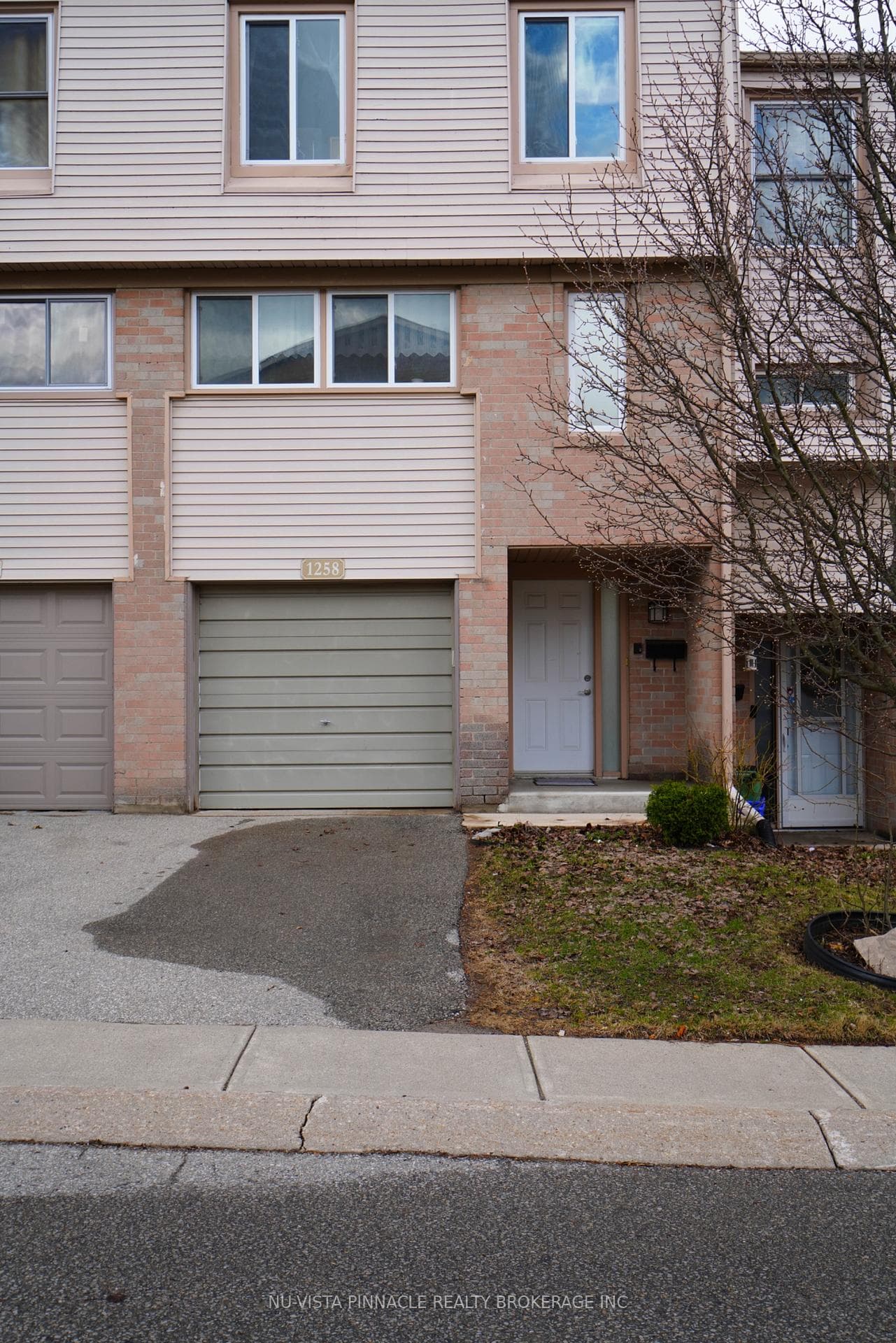 1258 Limberlost Road 35, London North, ON N6G 3A5, London North — photo 1