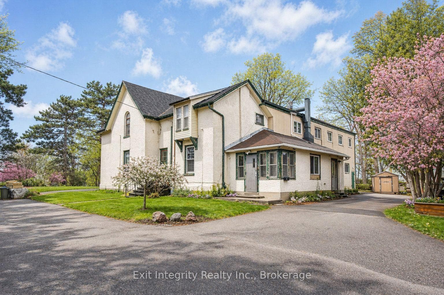 20 Elliott Street, Cambridge, ON N1R 2J2, Cambridge — photo 1