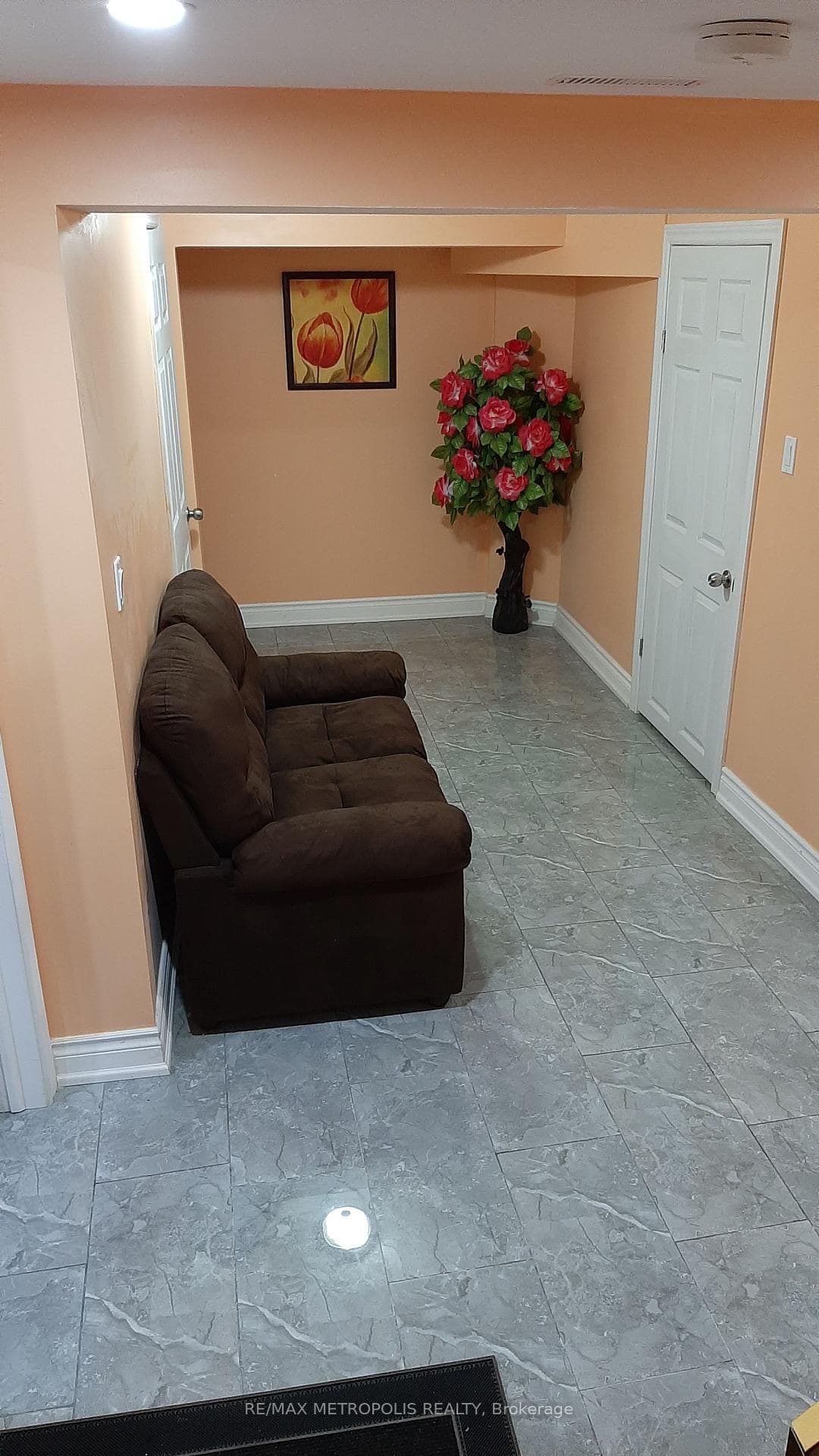 235 Hupfield Trail BSMT, Toronto, ON M1B 4L9, Toronto E11 — photo 1