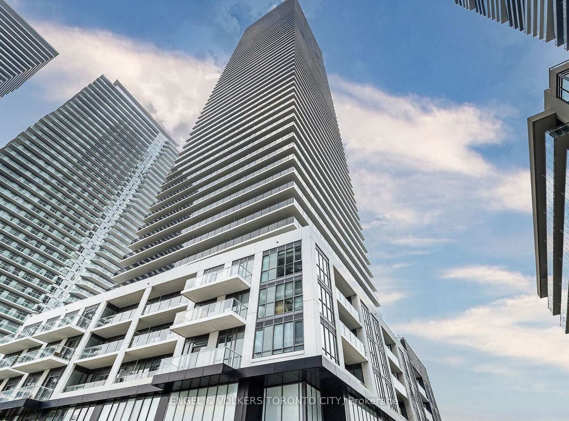 70 Annie Craig Drive TH104, Toronto, ON M8V 0C4, Toronto W06 — photo 1
