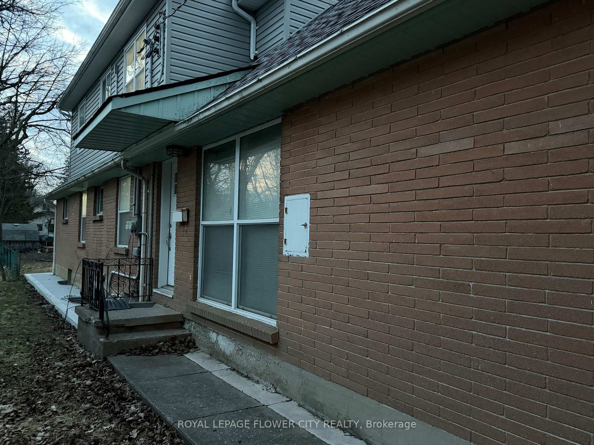 30 Woodward Avenue, London North, ON N6H 2G7, London North — photo 1