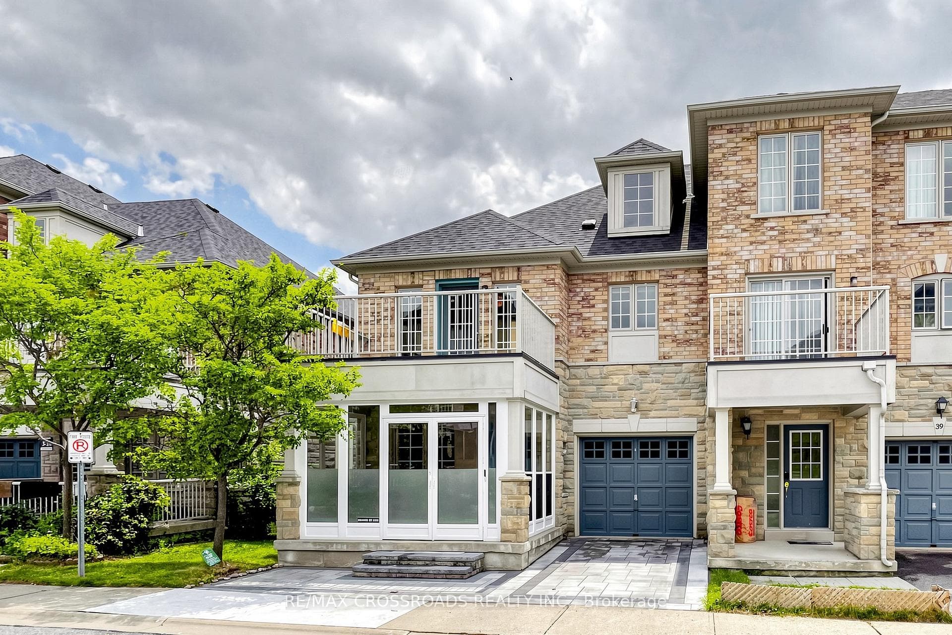 41 Prince Charles Way, Markham, ON L6C 0B4, Markham — photo 1