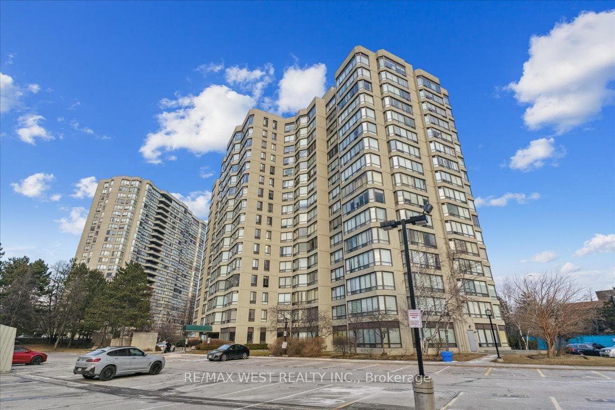 26 Hanover Road 905, Brampton, ON L6S 4T2, Brampton — photo 1