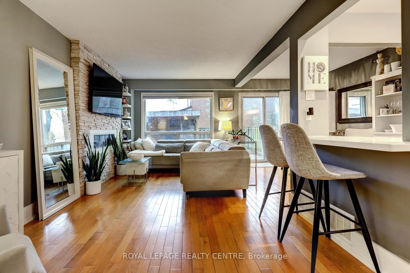 3025 Cedarglen Gate 60, Mississauga, ON L5C 2V7, Mississauga — photo 1