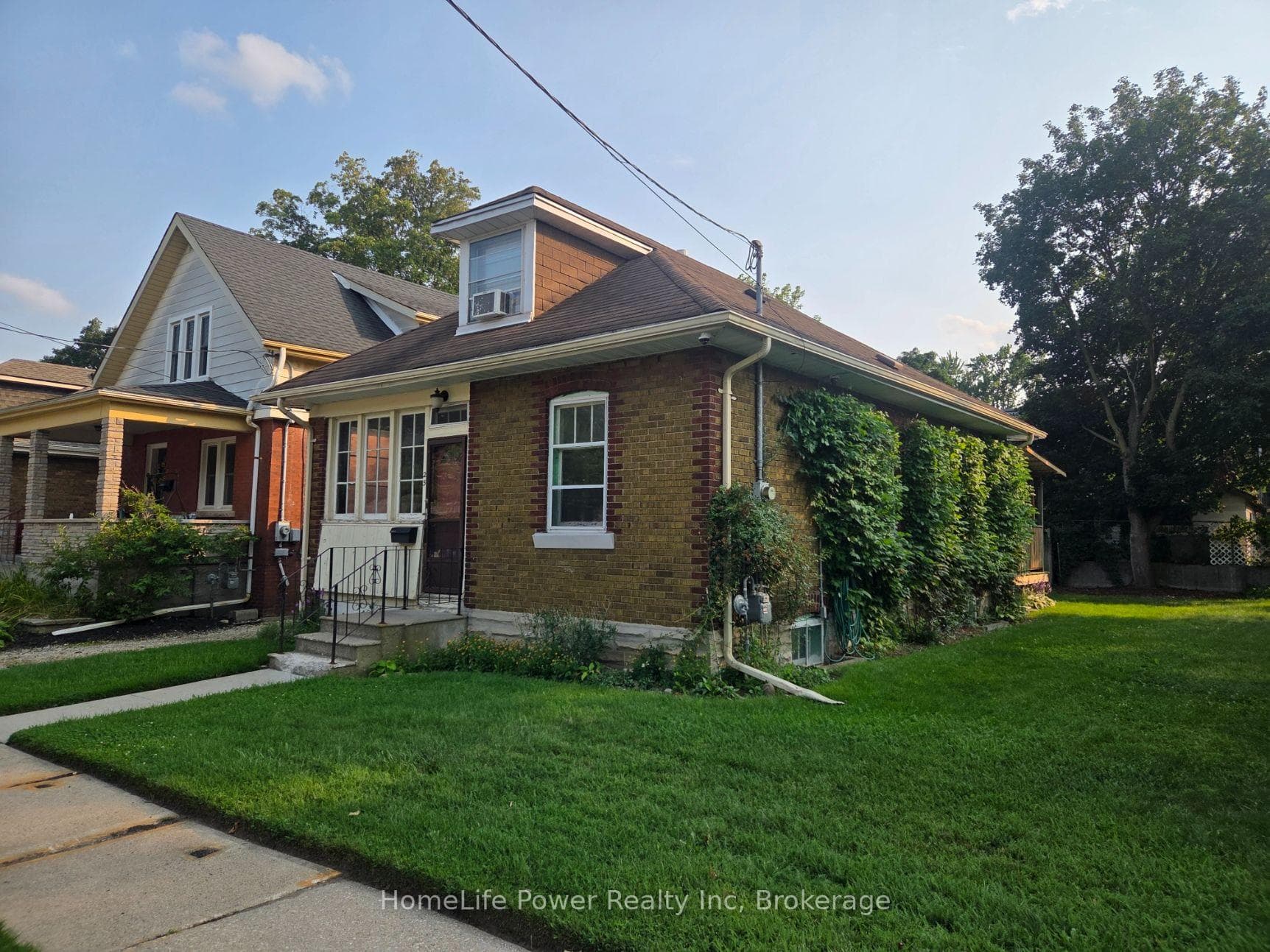 25 Menzie Avenue, Guelph, ON N1E 5X8, Guelph — photo 1