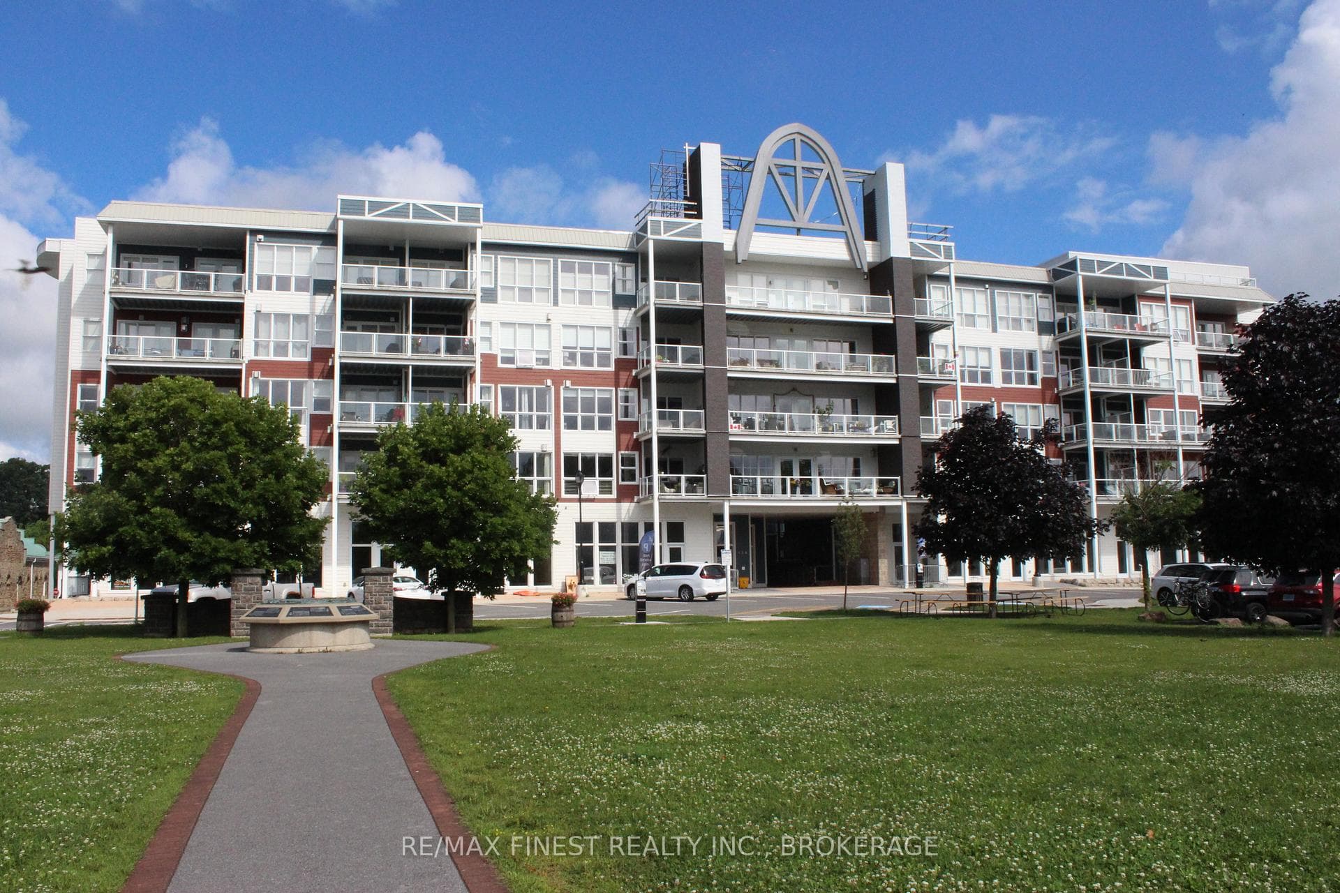 130 WATER Street 316, Gananoque, ON K7G 0A8, Gananoque — photo 1