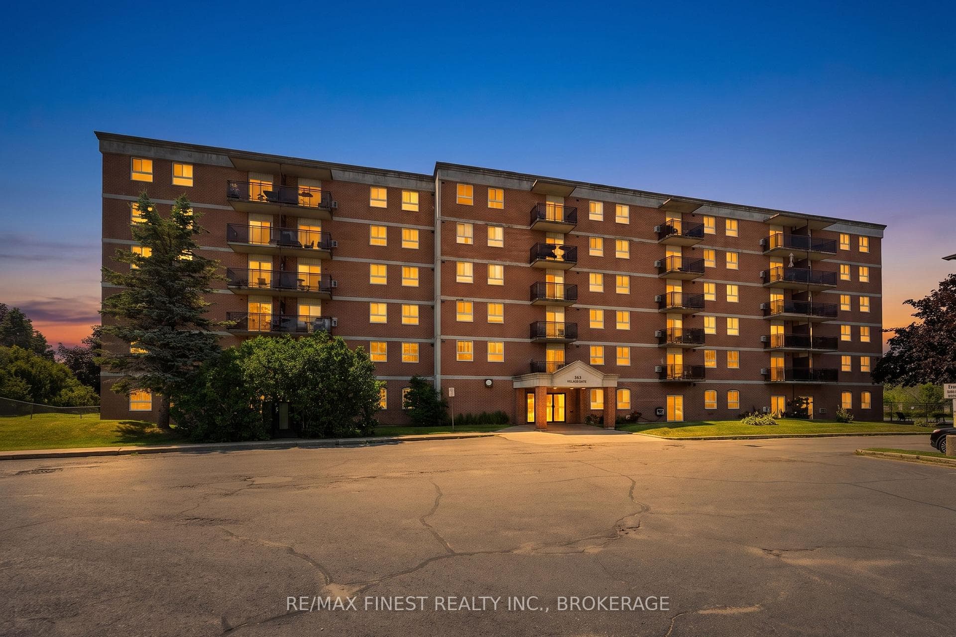 745 Davis Drive 101, Kingston, ON K7M 8J4, Kingston — photo 1