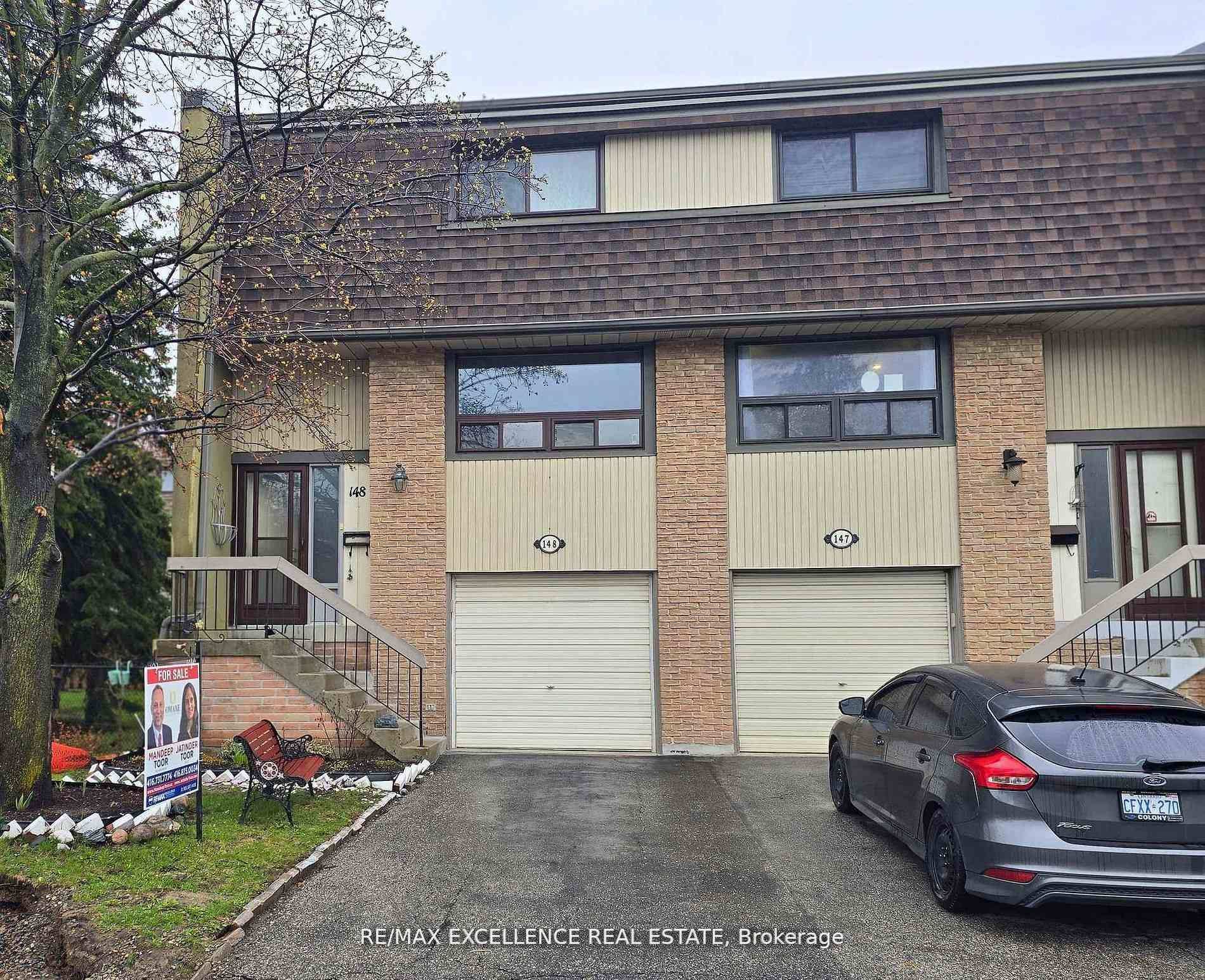 148 Ashton Crescent, Brampton, ON L6S 3J9, Brampton — photo 1