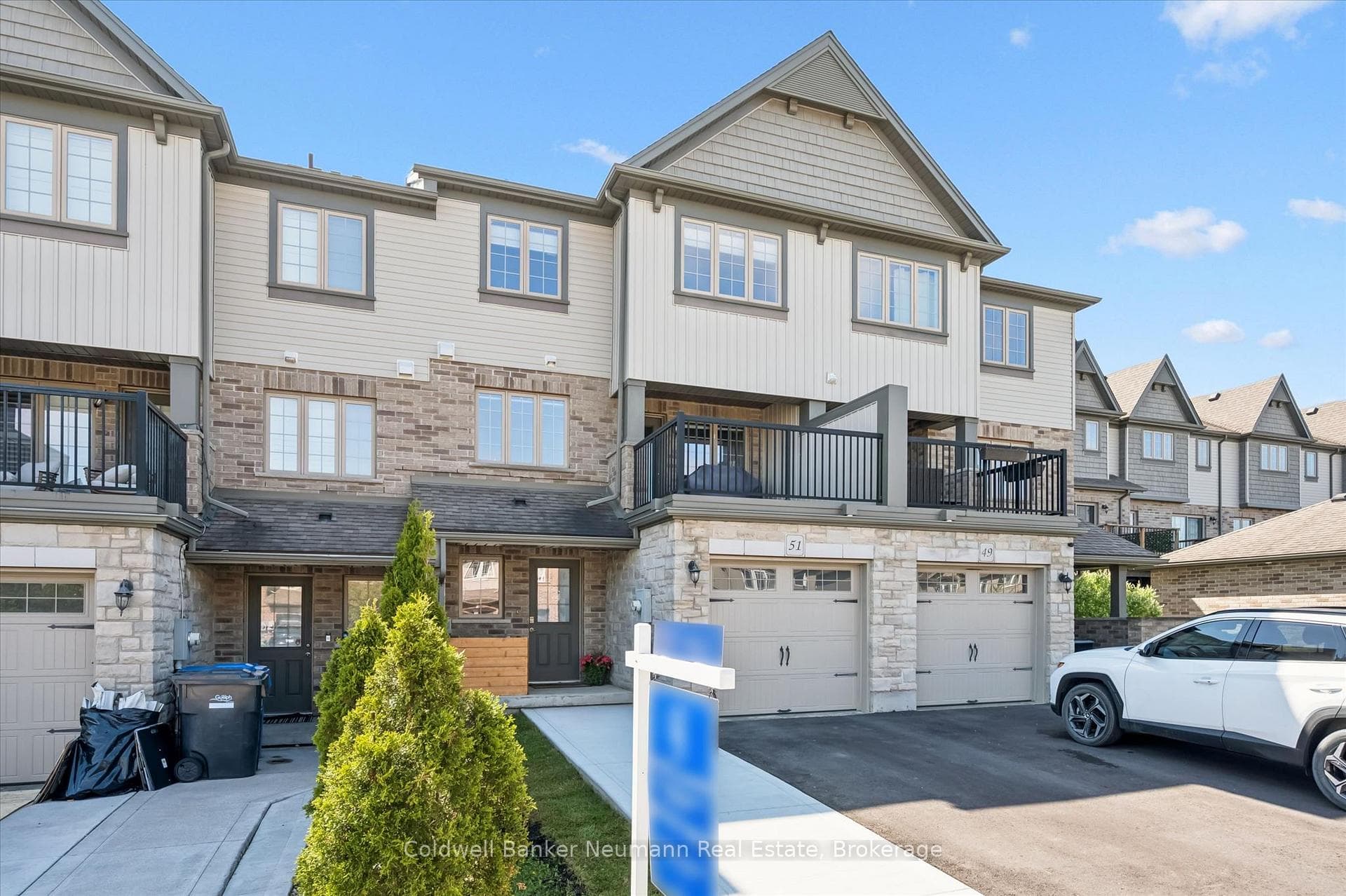 51 Jeffrey Drive, Guelph, ON N1E 0M4, Guelph — photo 1