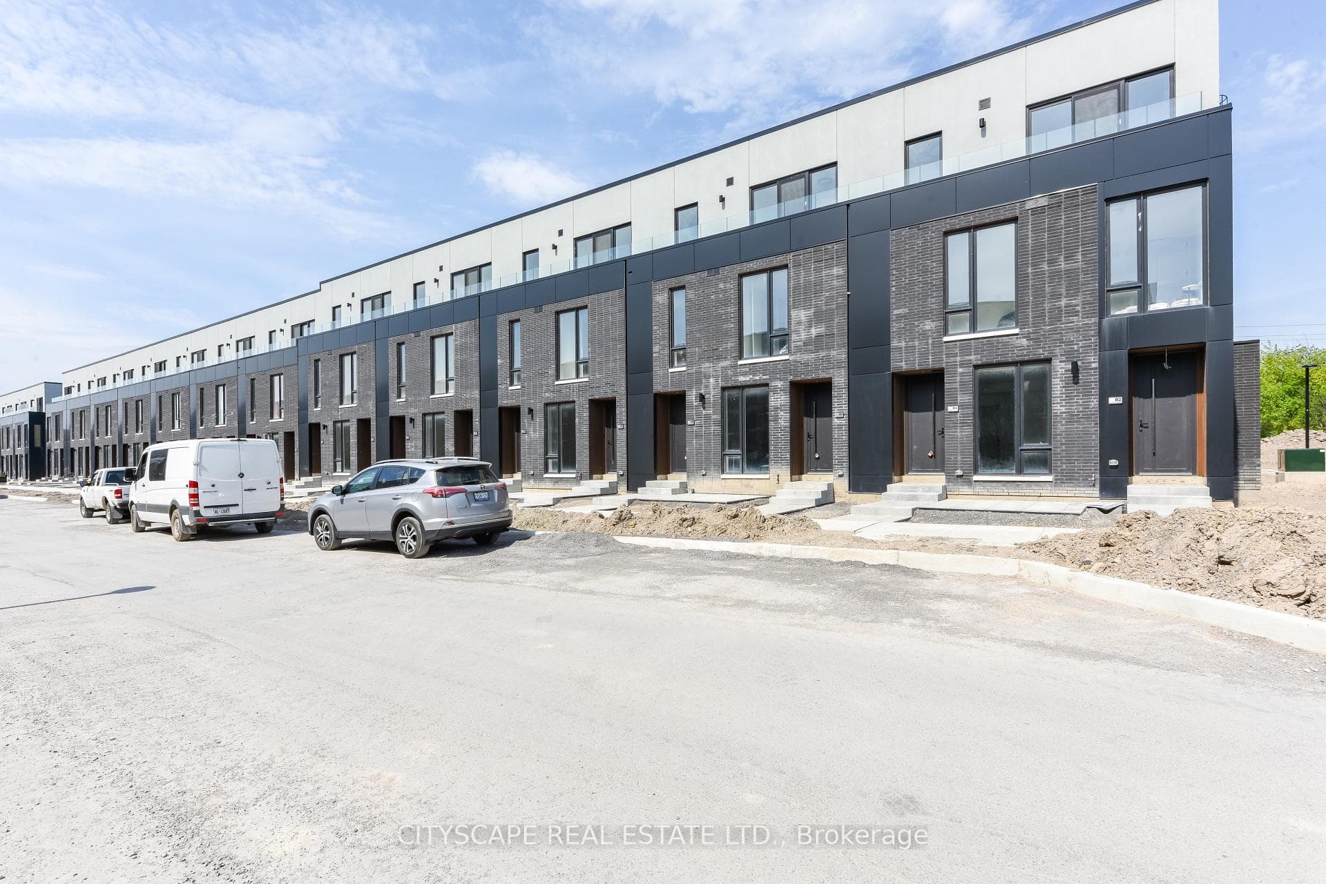 92 Everett Common 92, St. Catharines, ON L2P 0H1, St. Catharines — photo 1
