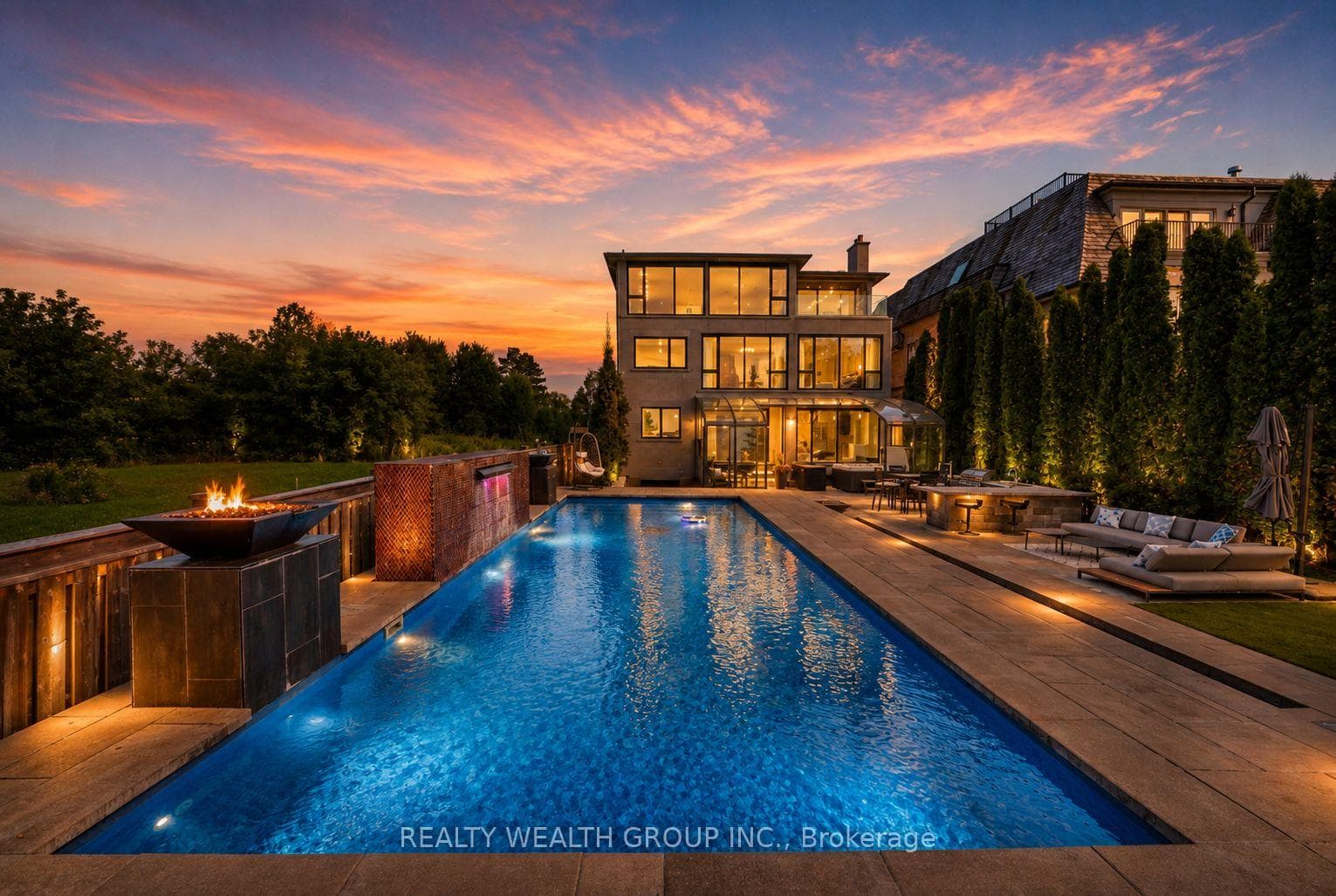 4 Shangri-La Lane, Georgina, ON L4P 0A8, Georgina — photo 1