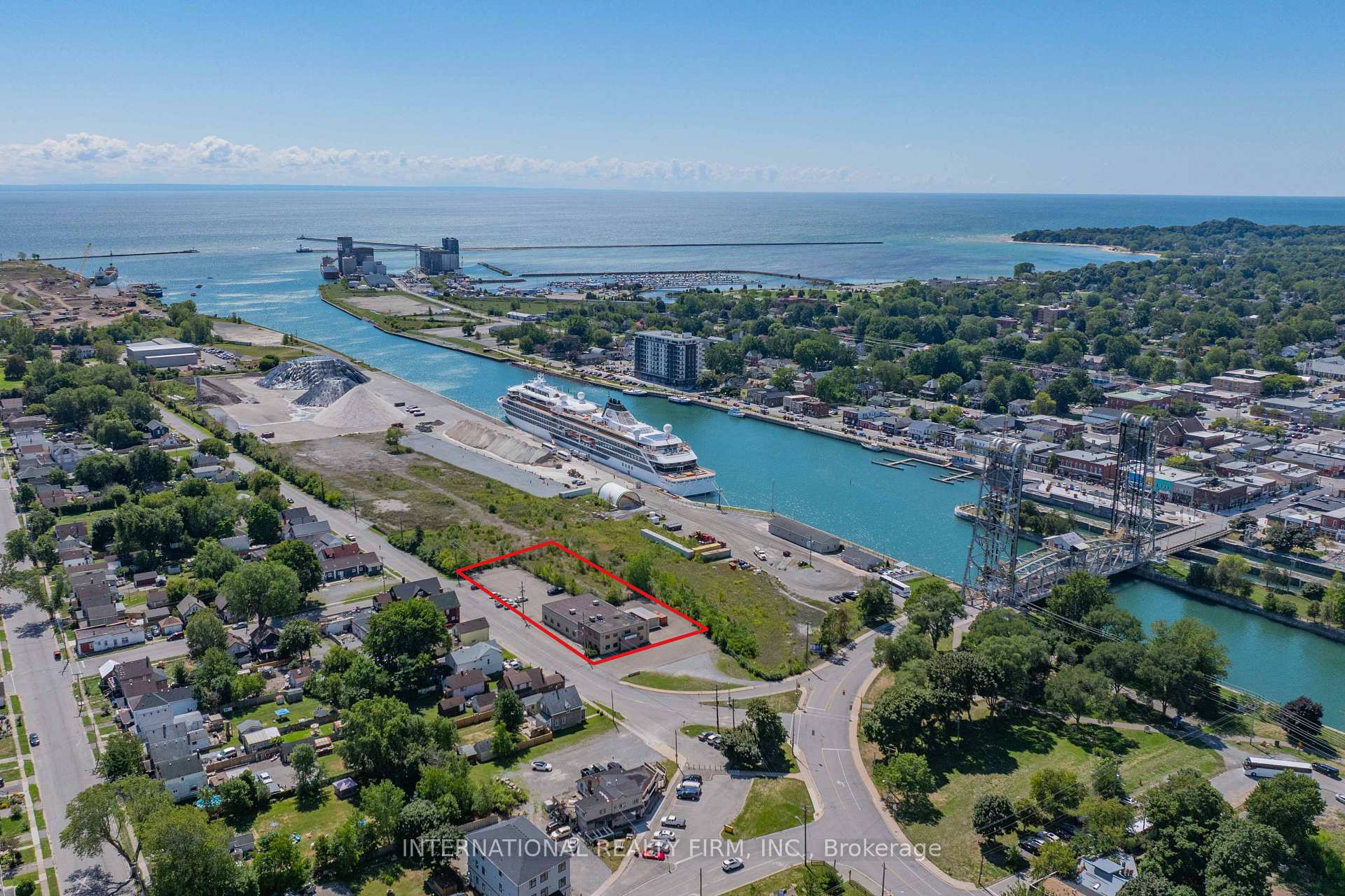 198 Welland Street, Port Colborne, ON L3K 5V8, Port Colborne — photo 1