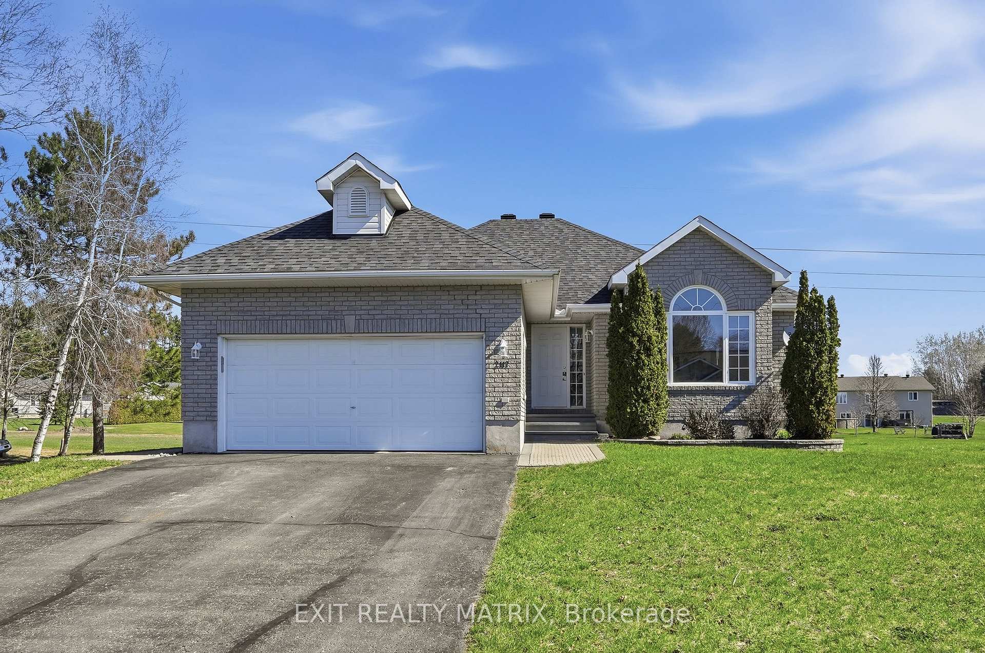 2117 Lemery Street, Clarence-Rockland, ON K0A 1E0, Clarence-Rockland — photo 1