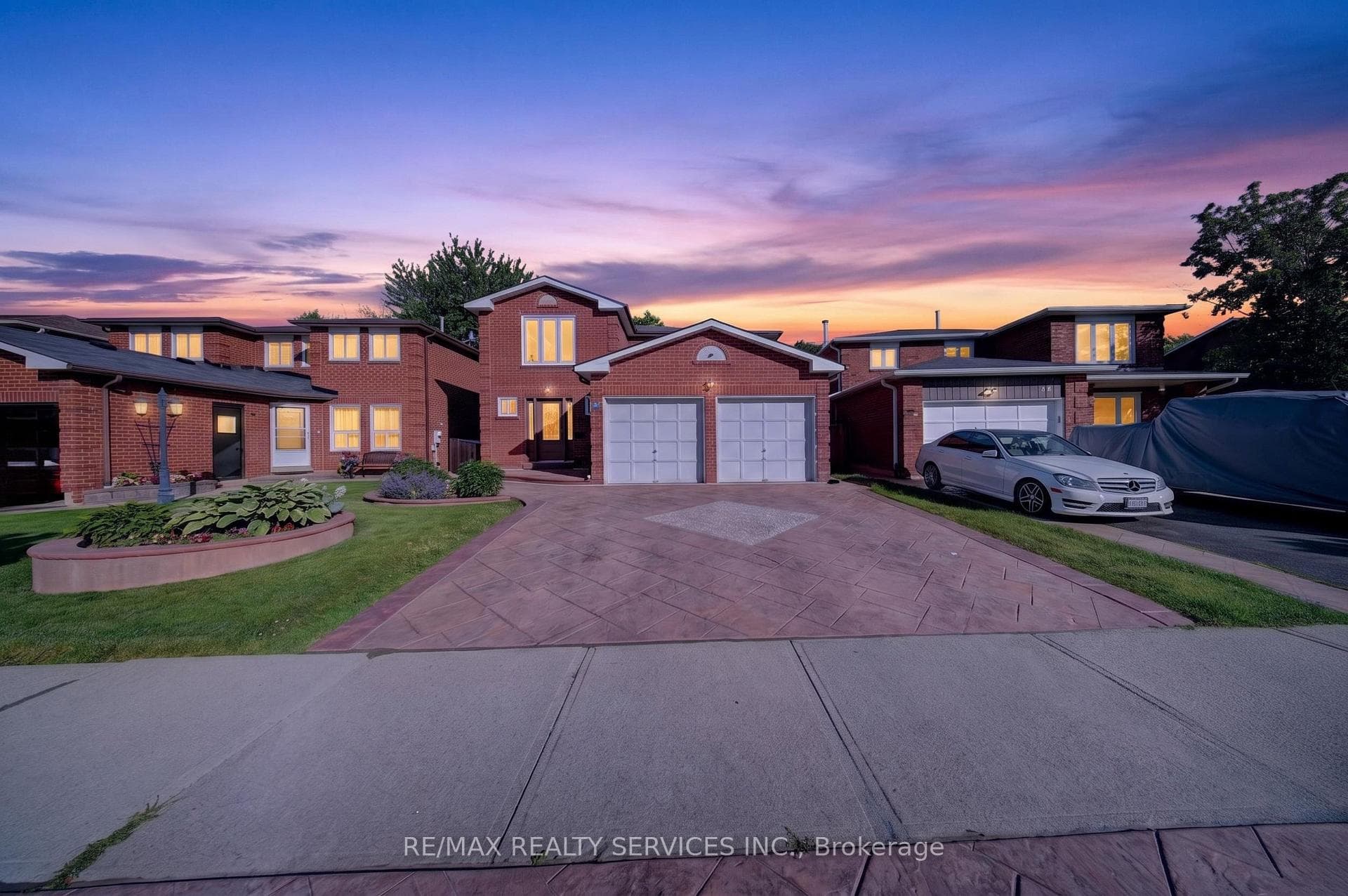 14 Gatesgill Street, Brampton, ON L6X 3S4, Brampton — photo 1