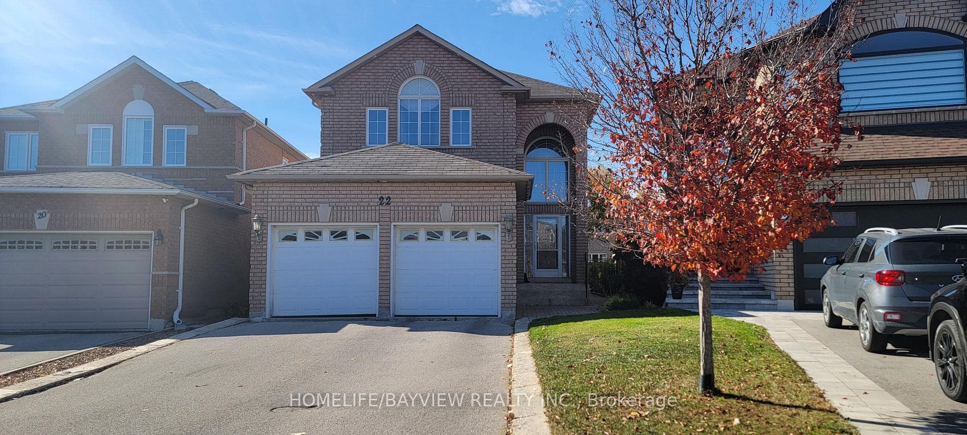 22 Royal Ridge Crescent, Vaughan, ON L6A 2T1