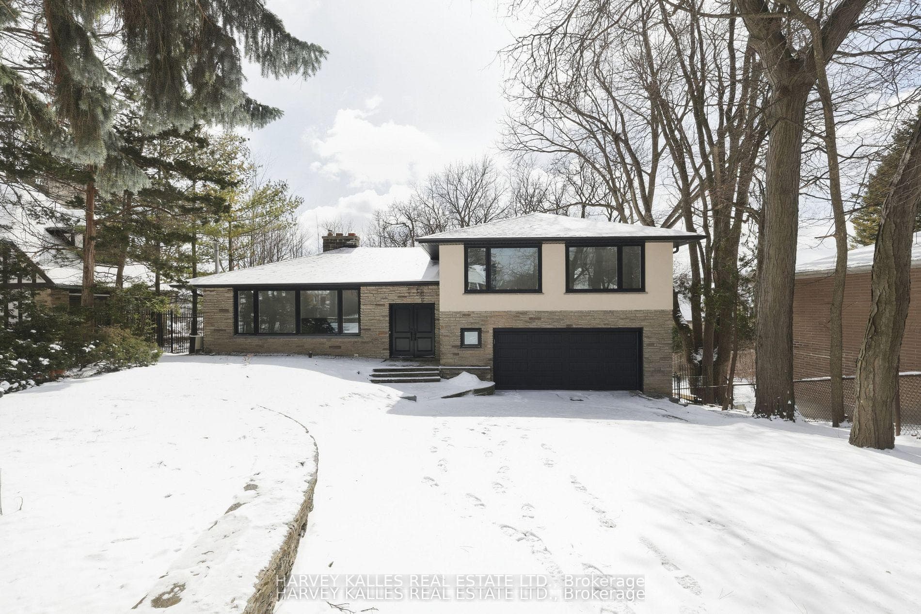 537 Blythwood Road, Toronto, ON M4N 1B4, Toronto C12 — photo 1