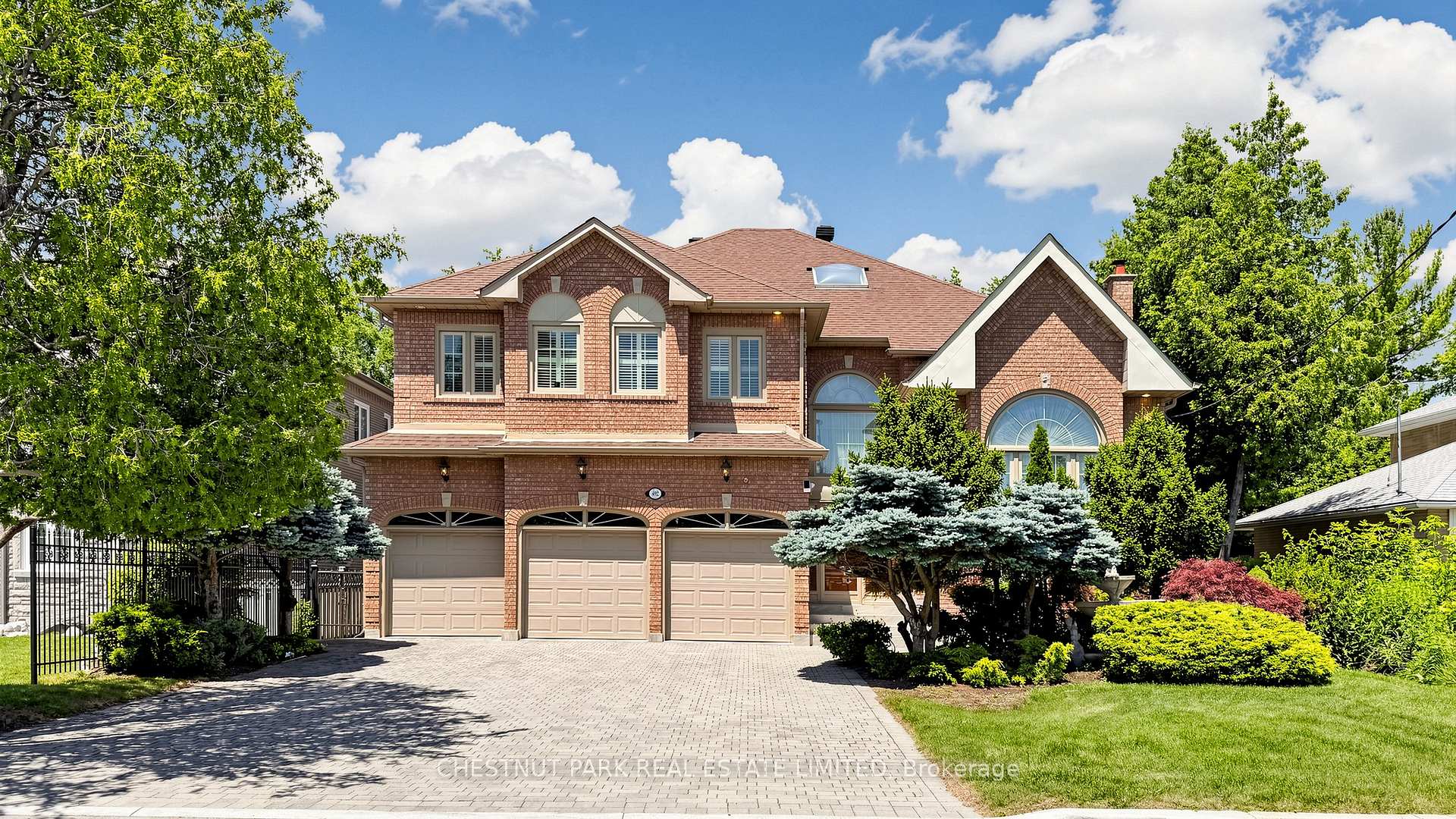 492 Ruth Avenue, Toronto, ON M2M 2J3, Toronto C14 — photo 1