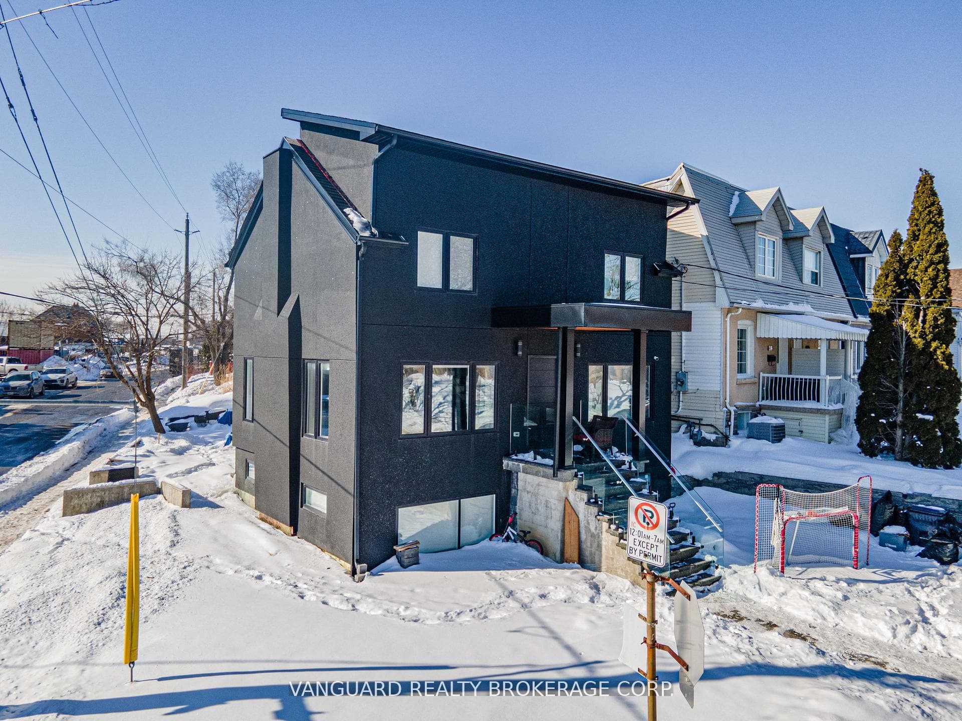 410 Maybank Avenue, Toronto, ON M6N 3S8, Toronto W02 — photo 1