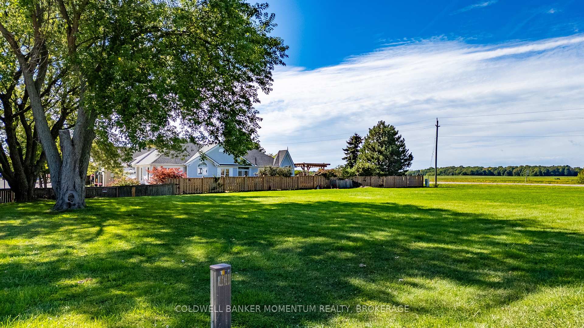1179 BAY Street, Norfolk, ON N0E 1M0, Norfolk — photo 1