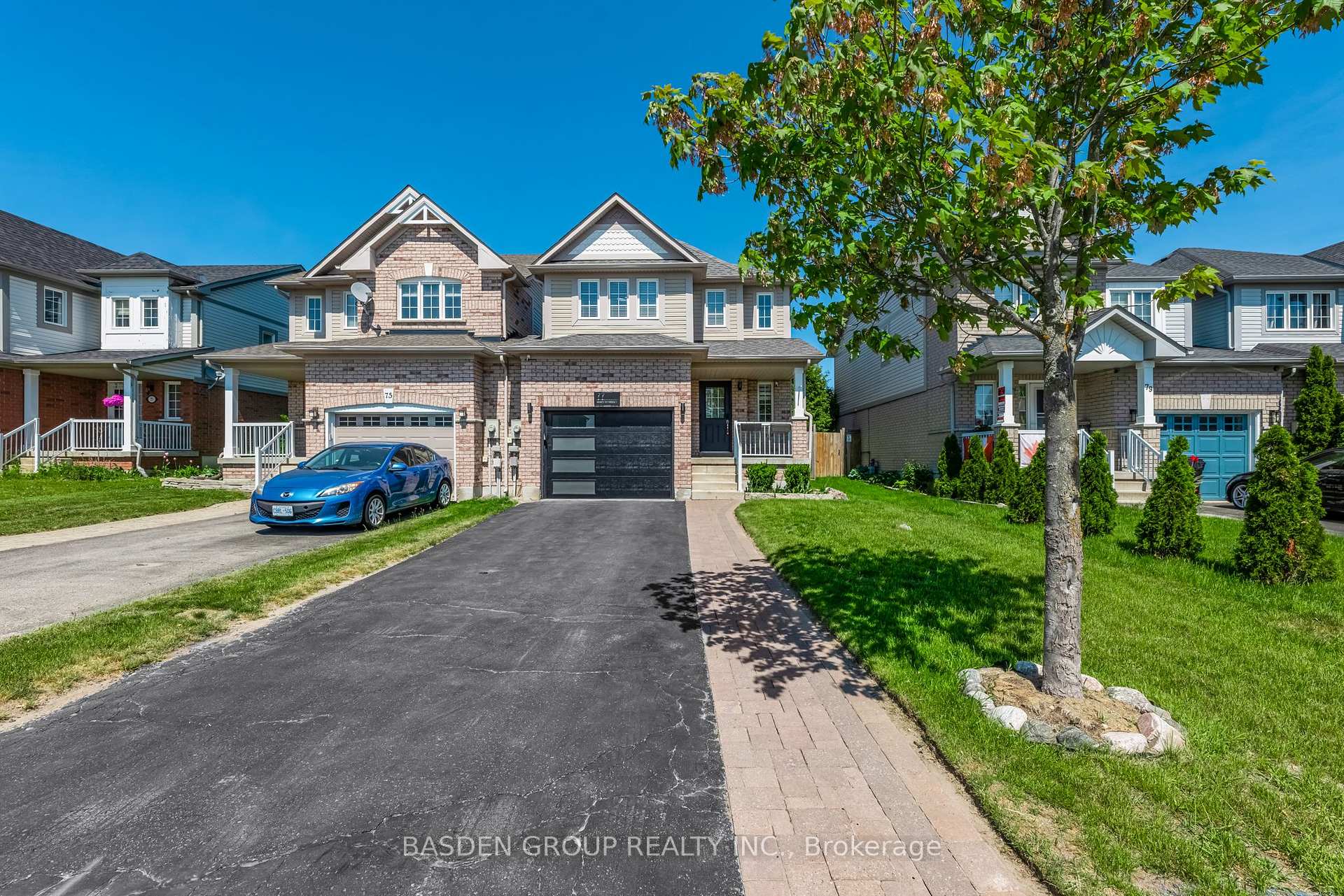 77 Bird Street, Barrie, ON L4N 0X3, Barrie — photo 1
