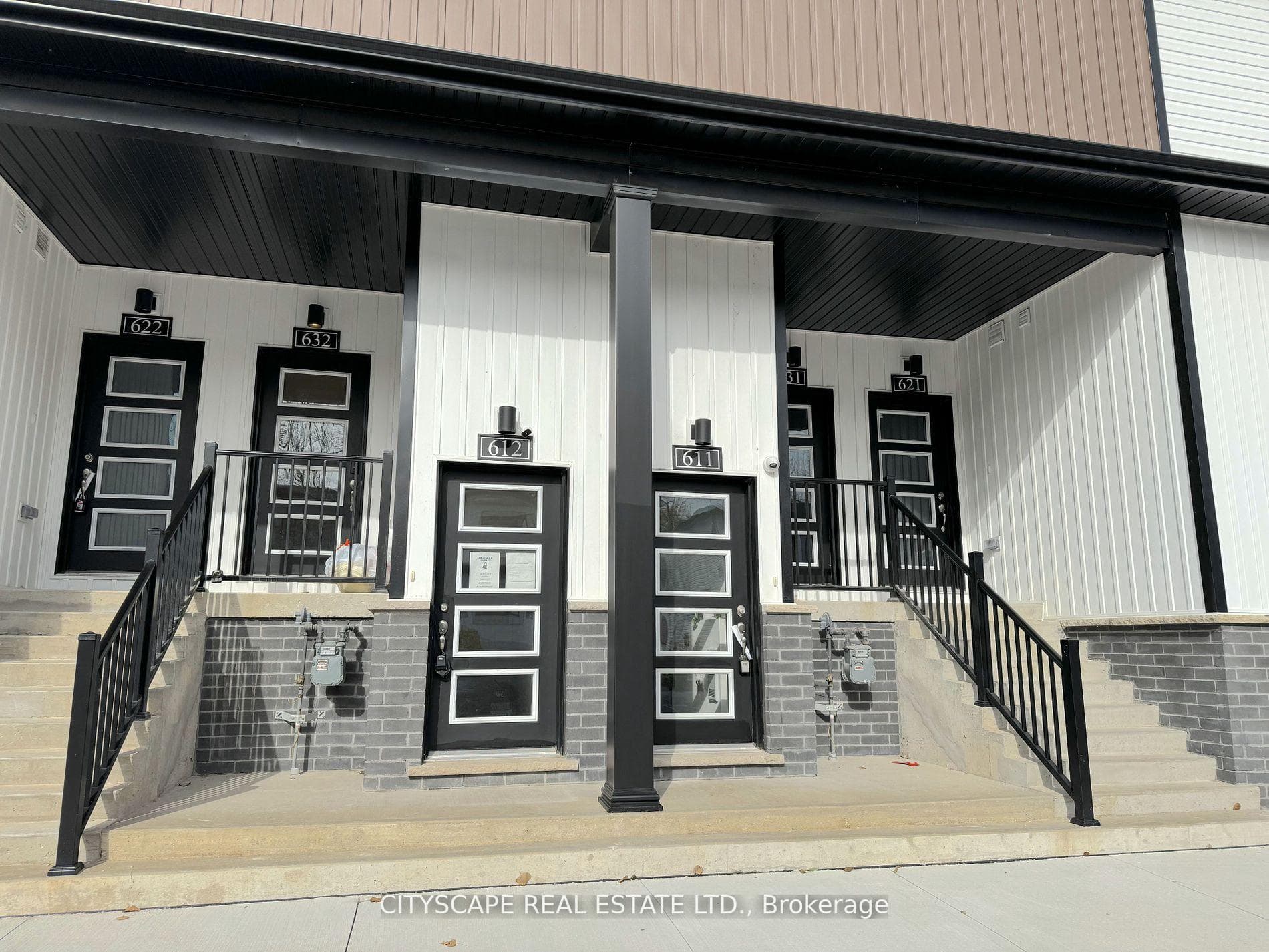 4263 Fourth Avenue 612, Niagara Falls, ON L2E 0C2, Niagara Falls — photo 1