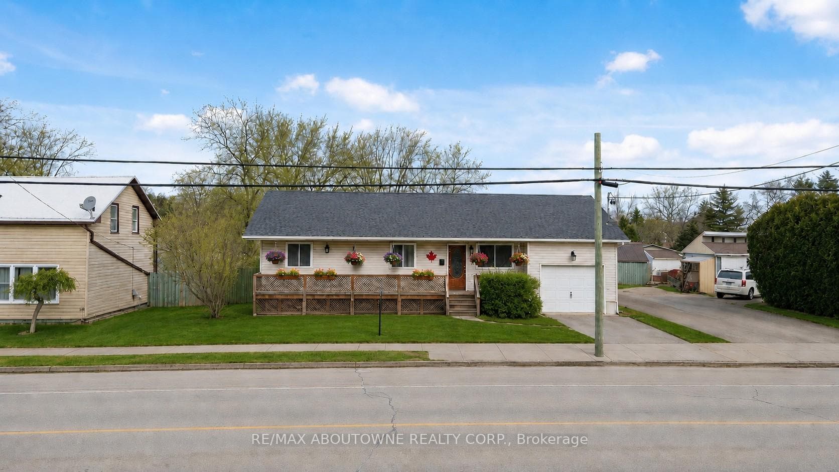12 Main Street W, Haldimand, ON N0A 1P0, Haldimand — photo 1