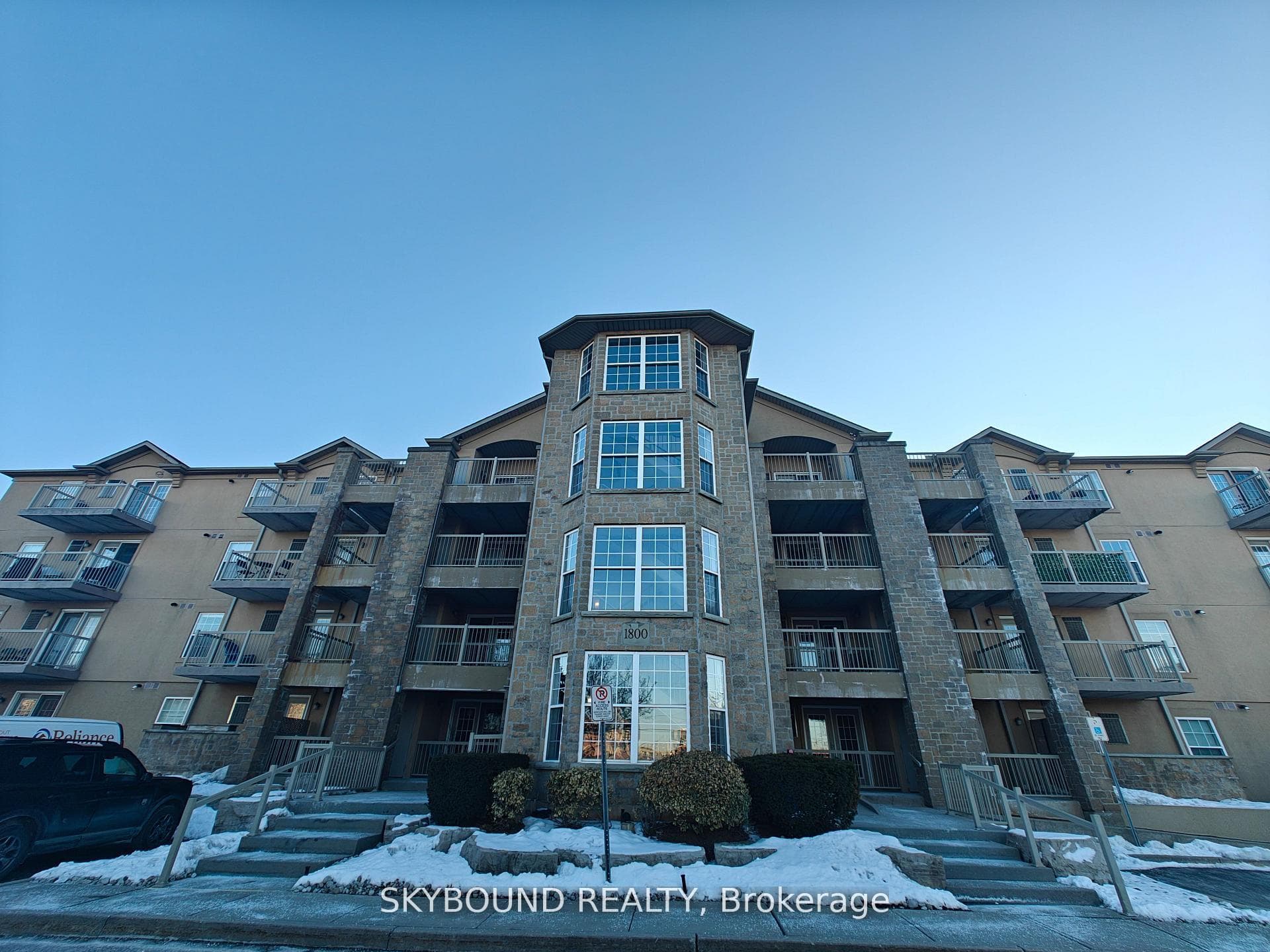 1800 Walkers Line 206, Burlington, ON L7M 4V2, Burlington — photo 1