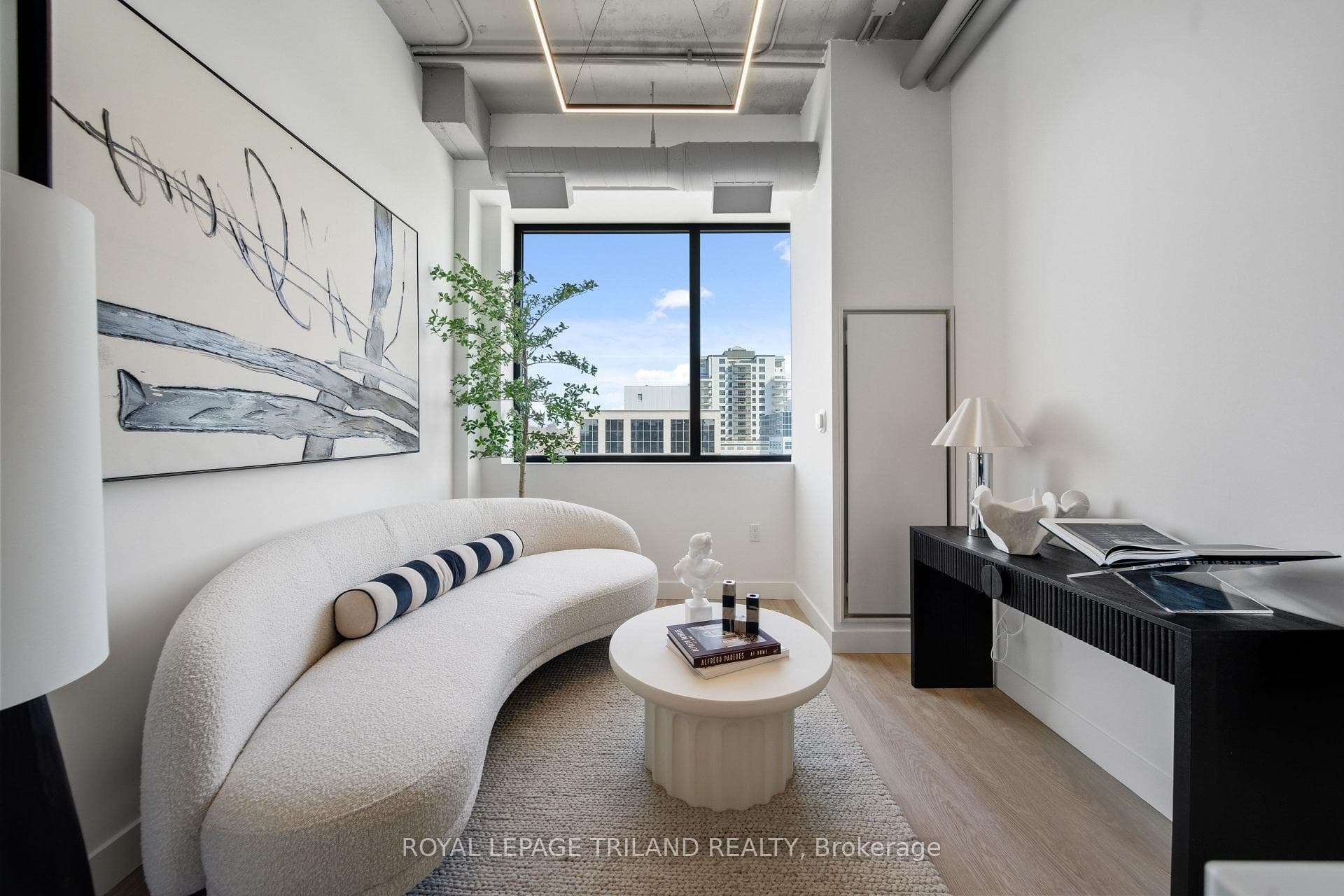 685 Richmond Street 210, London East, ON N6A 5M1, London East — photo 1