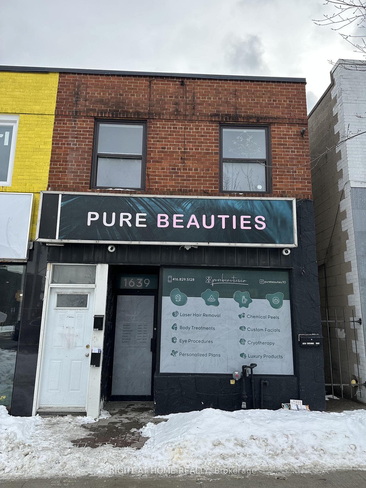 1639 Eglinton Avenue W, Toronto, ON M6E 2H1, Toronto C03 — photo 1