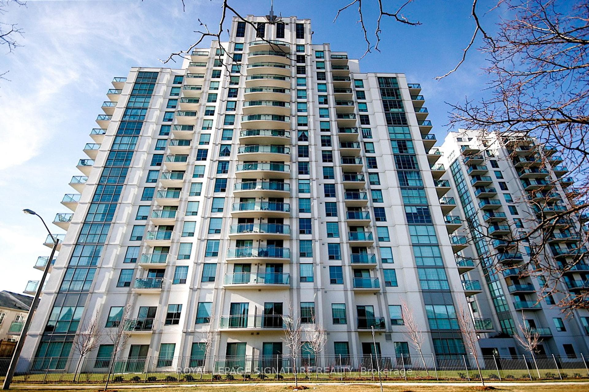 8 Rosebank Drive 3M, Toronto, ON M1B 5Z3, Toronto E11 — photo 1