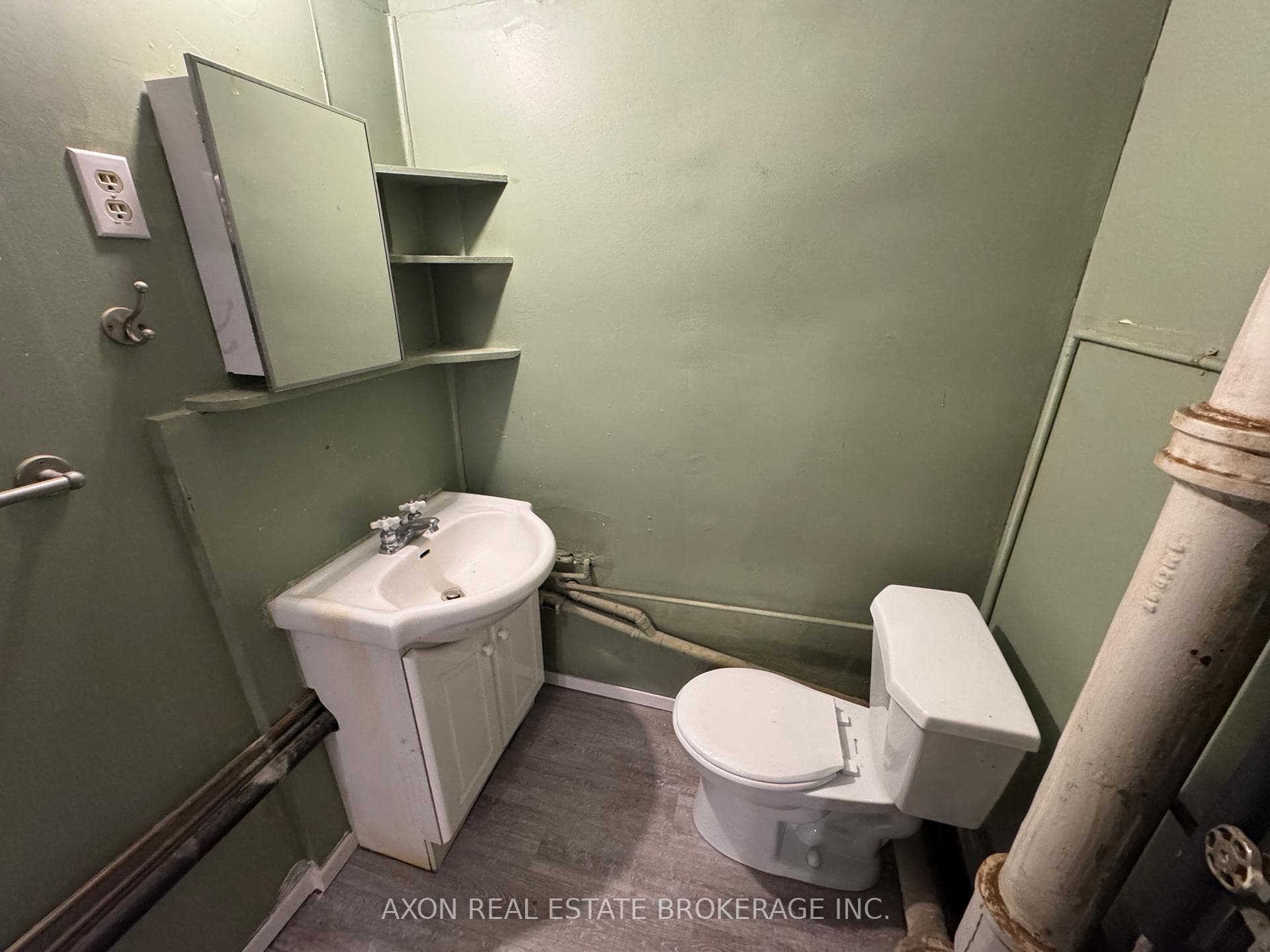 479 Hugel Avenue 4, Midland, ON L4R 3T4, Midland — photo 1