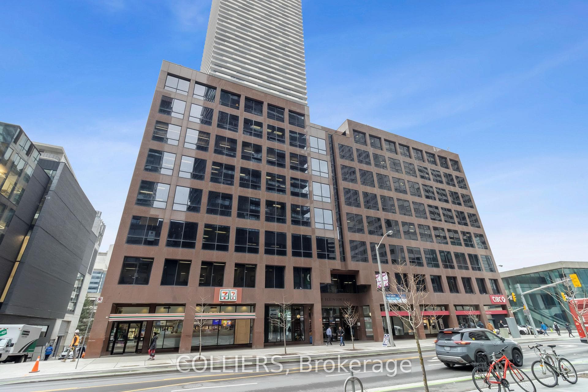 1 Eglinton Avenue E 416, Toronto, ON M4P 3A1, Toronto C10 — photo 1