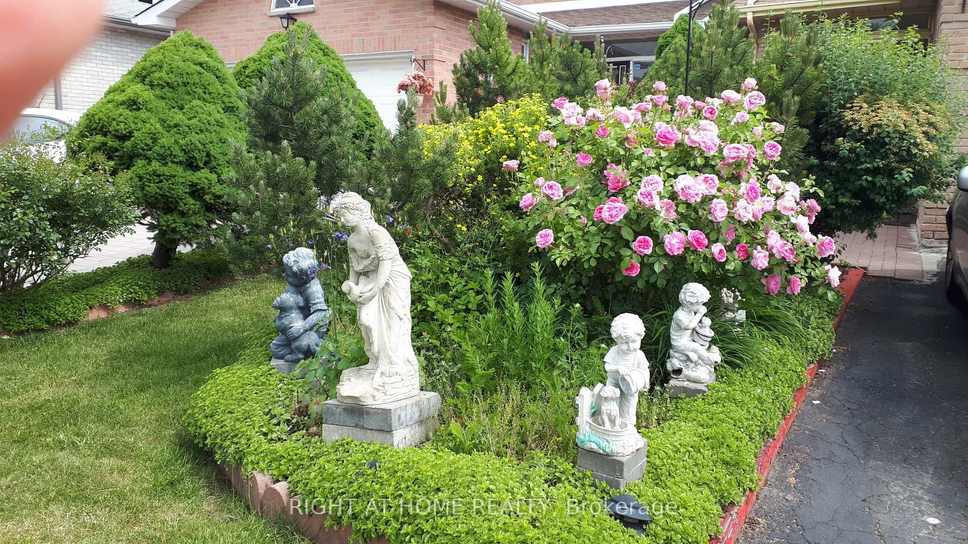 31 Stargell Crescent, Markham, ON L3P 4J7, Markham — photo 1