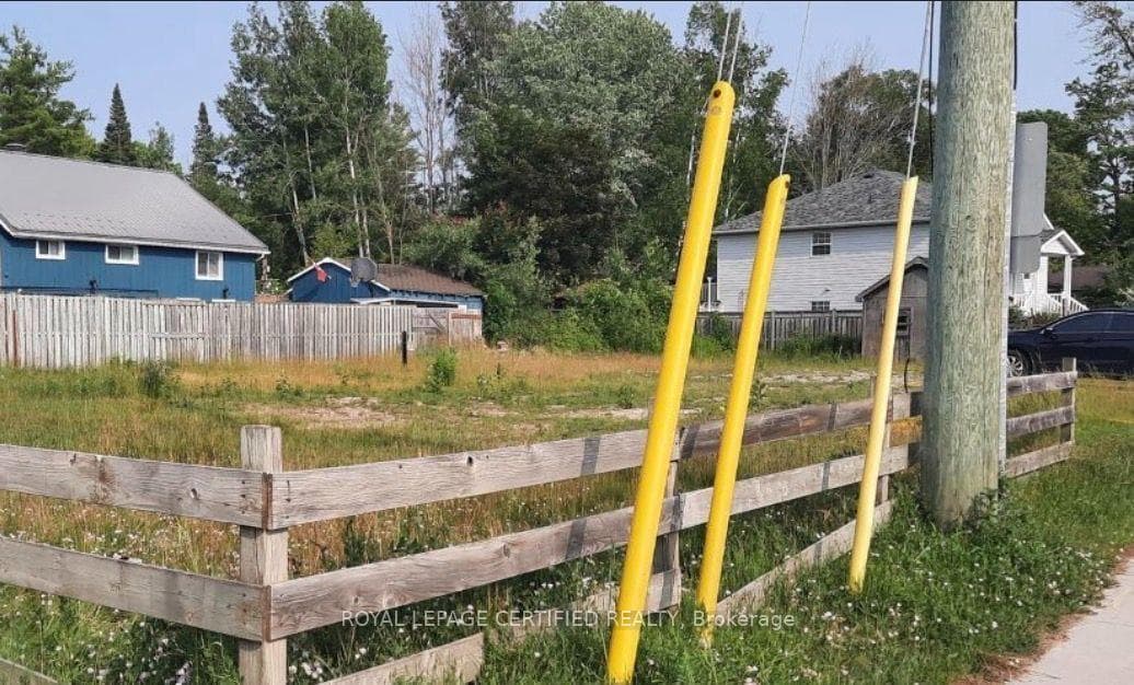 3097 Mosley Street, Wasaga Beach, ON L9Z 1W6, Wasaga Beach — photo 1