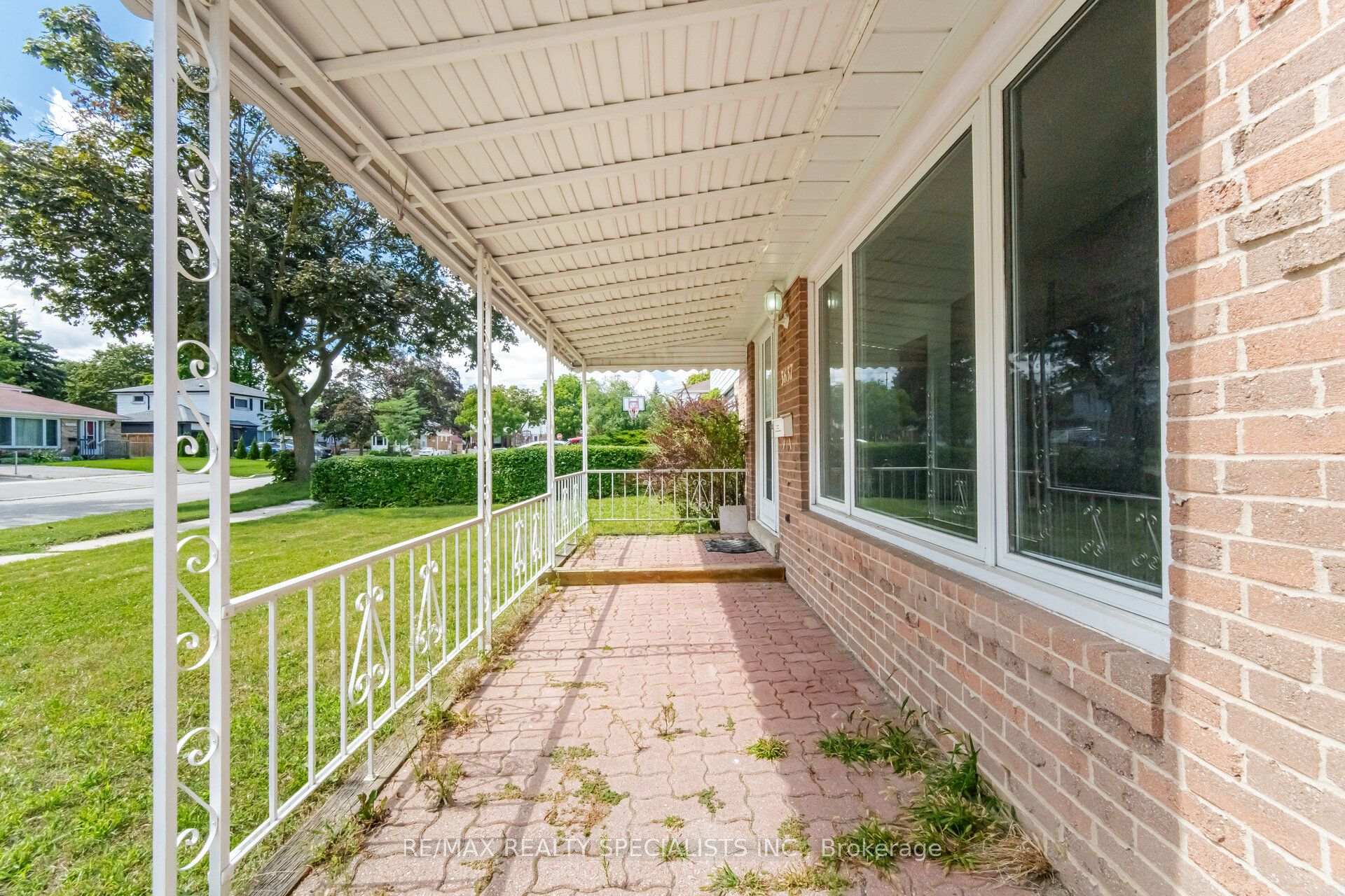 3637 Chiplow Road, Mississauga, ON L4X 2R1