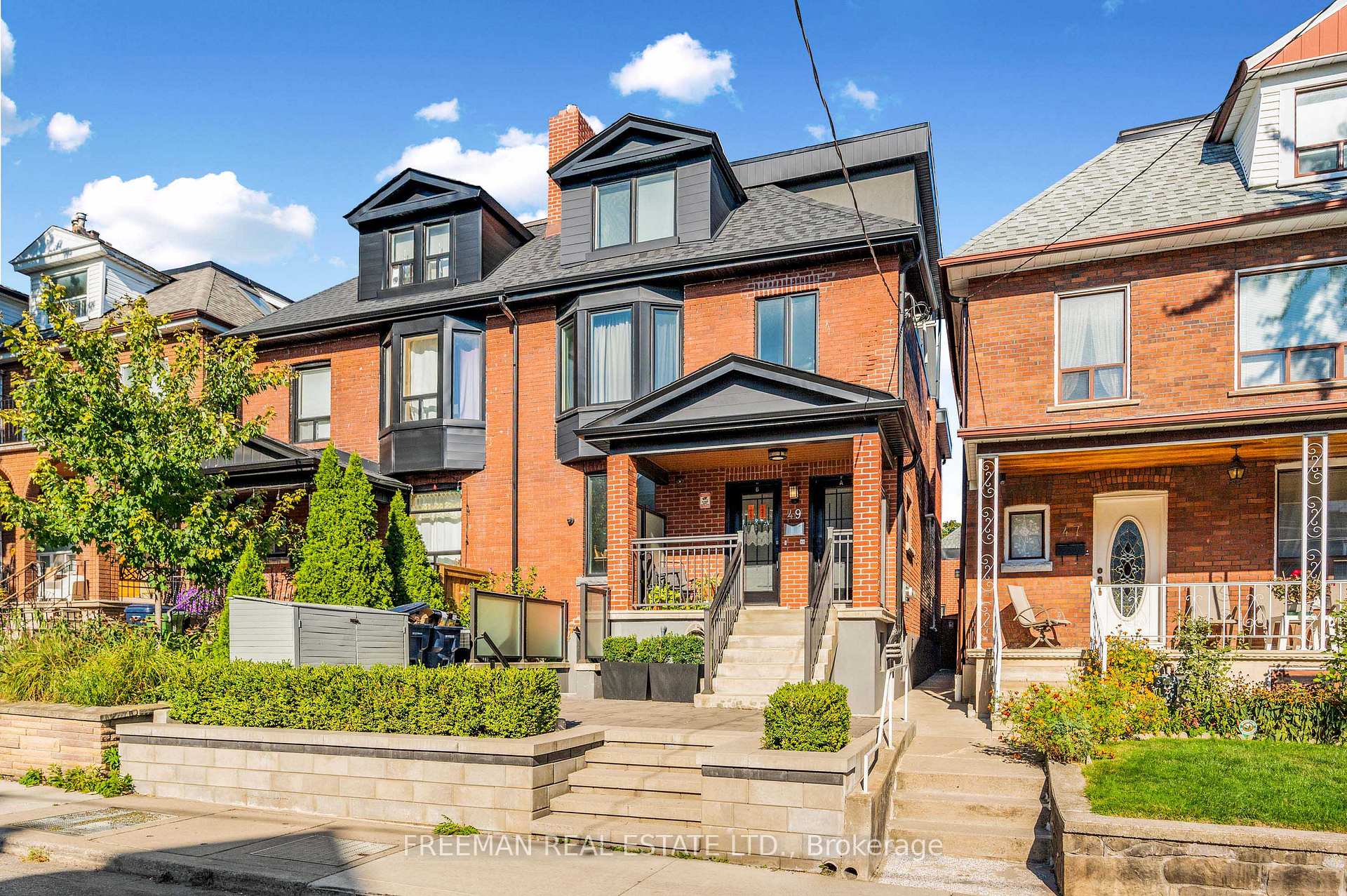 49 Beatrice Street, Toronto, ON M6J 2T2, Toronto C01 — photo 1