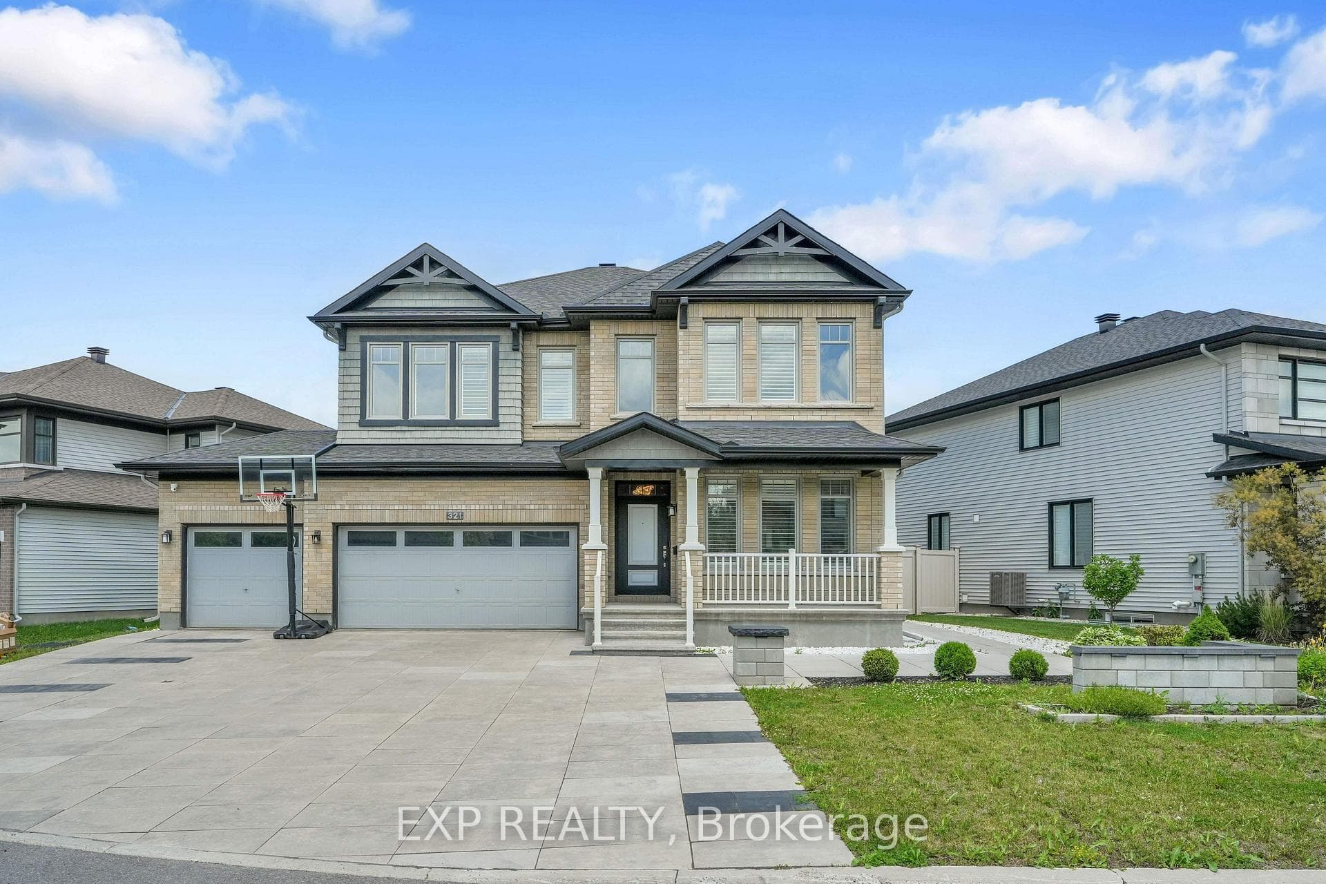 321 Serenade Crescent, Blossom Park - Airport and Area, ON K1X 0B9, Blossom Park - Airport and Area — photo 1