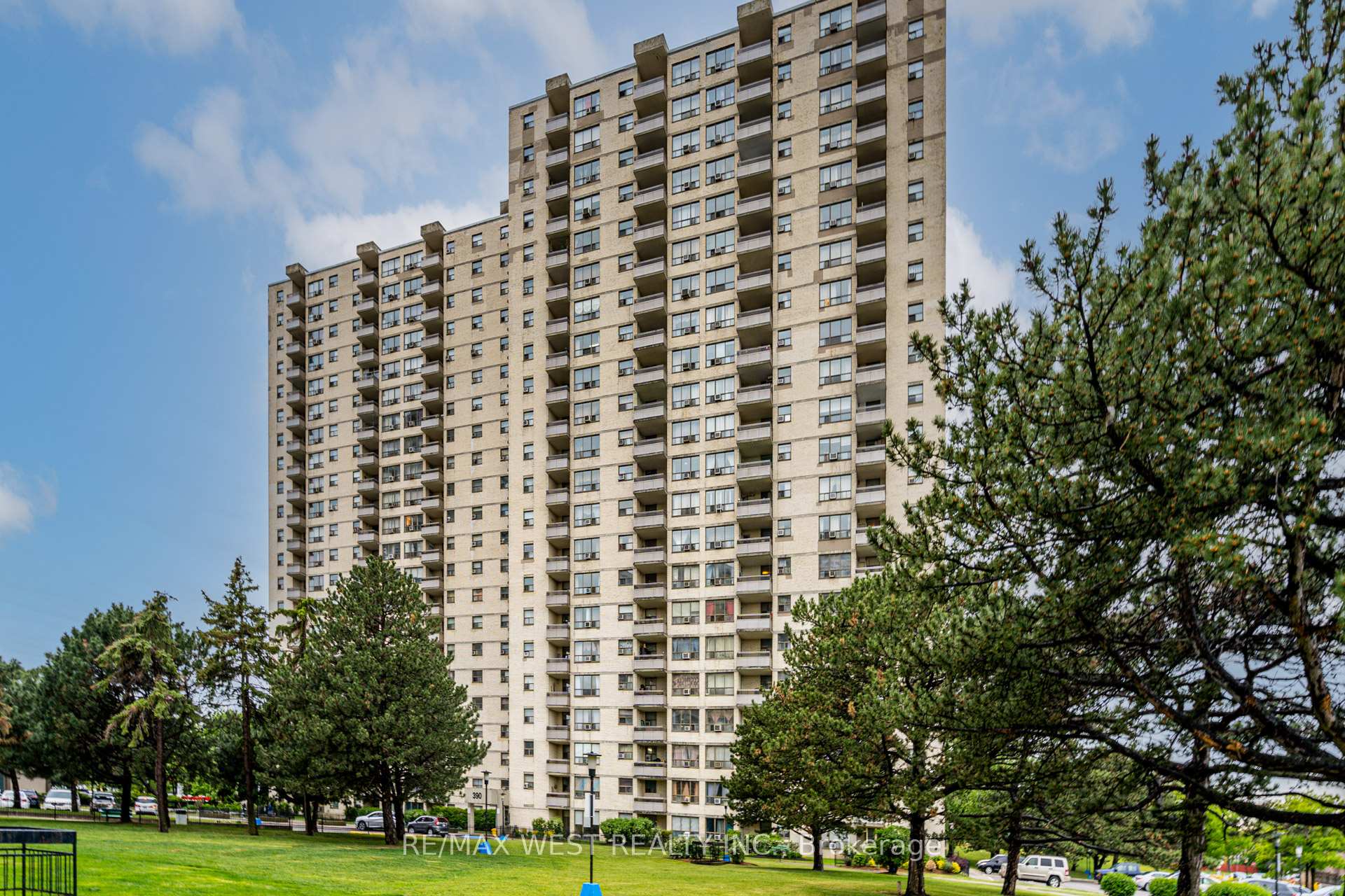 390 Dixon Road 2309, Toronto, ON M9R 1T4, Toronto W09 — photo 1