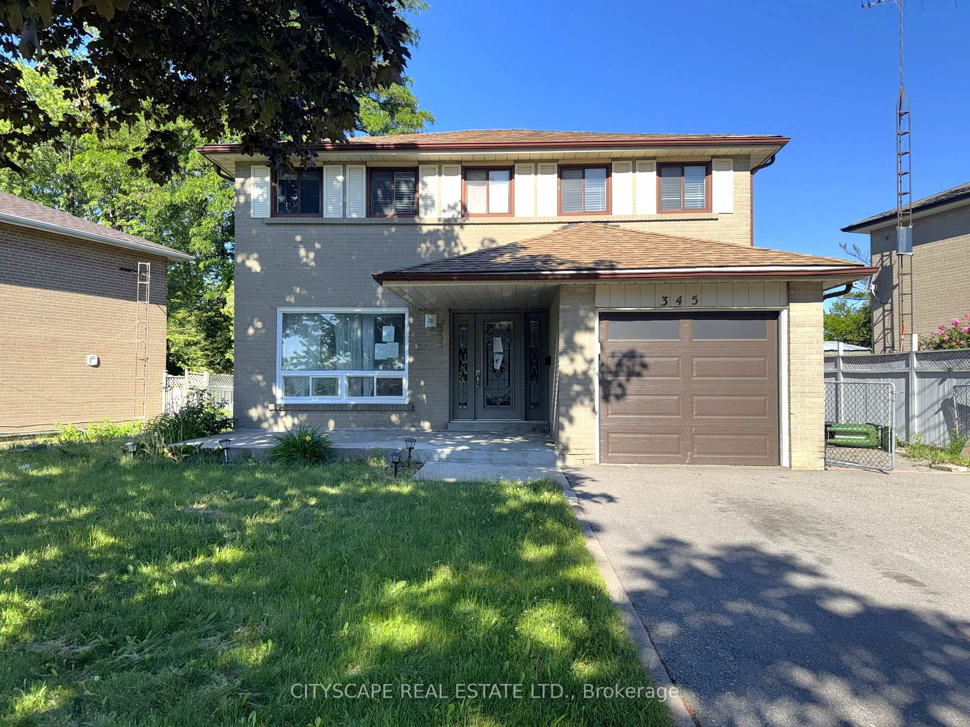 345 Silverstone Drive, Toronto, ON M9V 3J8, Toronto W10 — photo 1