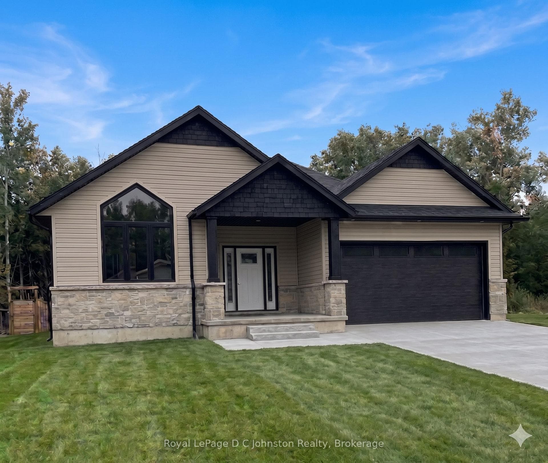 14 Lakeforest Drive, Saugeen Shores, ON N0H 2L0, Saugeen Shores — photo 1