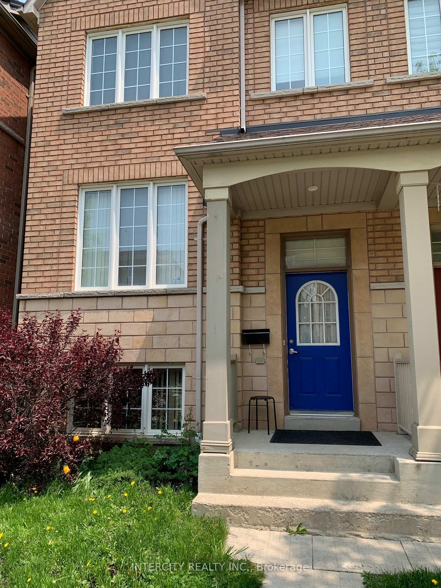 17 Aldwinckle Heights Bsmt, Toronto, ON M3J 3S7, Toronto W05 — photo 1