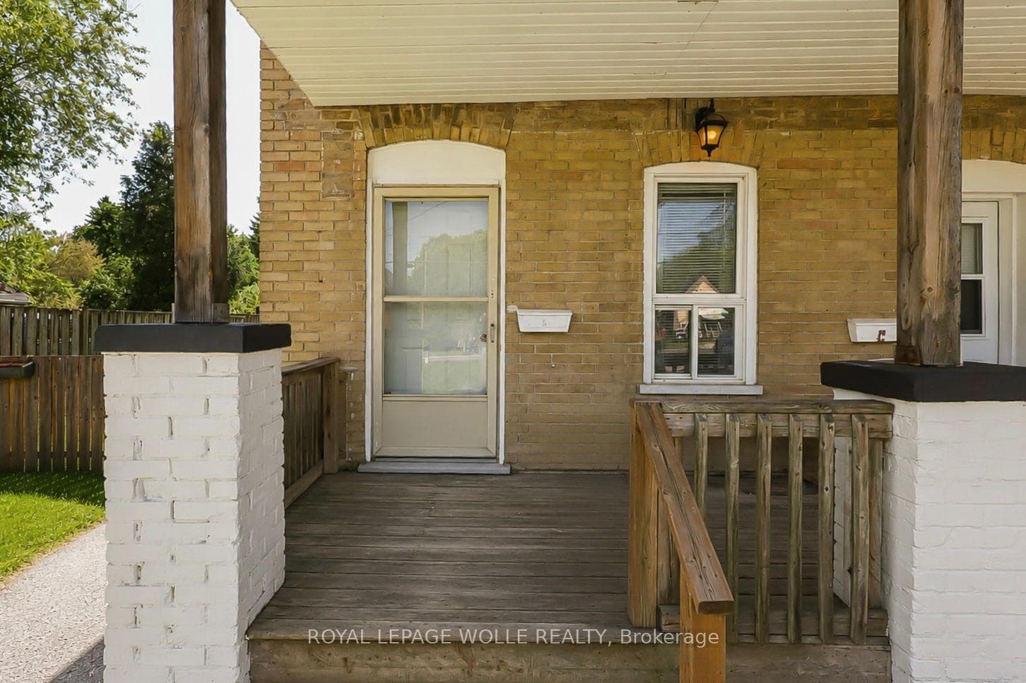 87 Lancaster Street W, Kitchener, ON N2H 4T3, Kitchener — photo 1