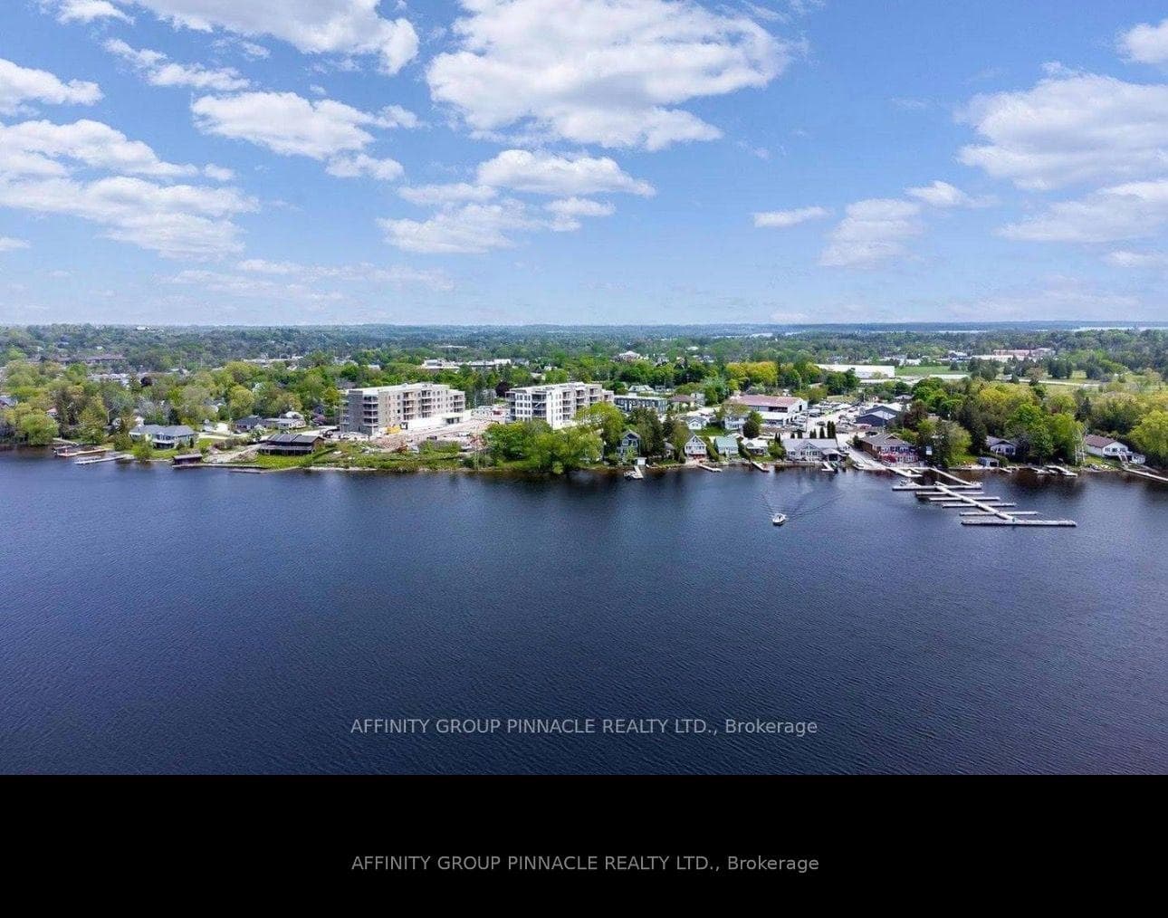 19 A West Street N 302, Kawartha Lakes, ON K0M 1N0, Kawartha Lakes — photo 1