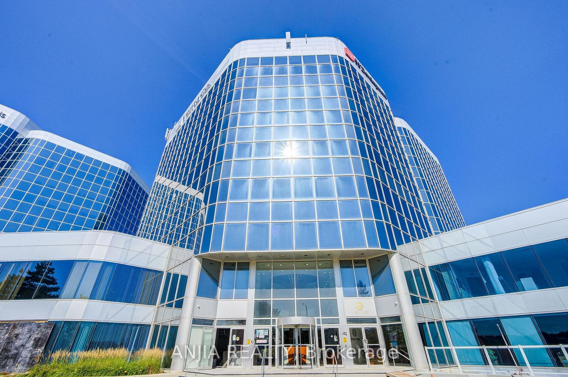 105 Gordon Baker Road 617, Toronto, ON M2H 3P8, Toronto C15 — photo 1