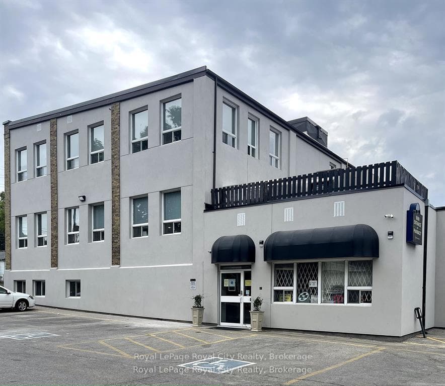 21 Surrey Street W 303, Guelph, ON N1H 3R3, Guelph — photo 1
