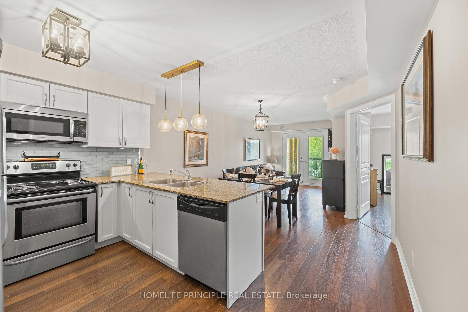 3 Brandy Lane Drive 205, Collingwood, ON L9Y 0X4, Collingwood — photo 1