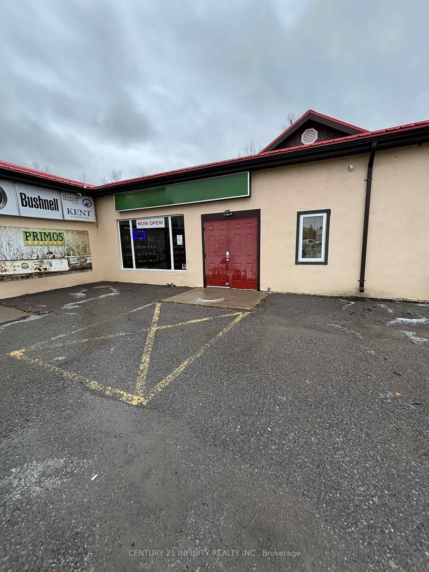 982 Trans- Canada Hwy E, Otonabee-South Monaghan, ON L9J 6X8, Otonabee-South Monaghan — photo 1