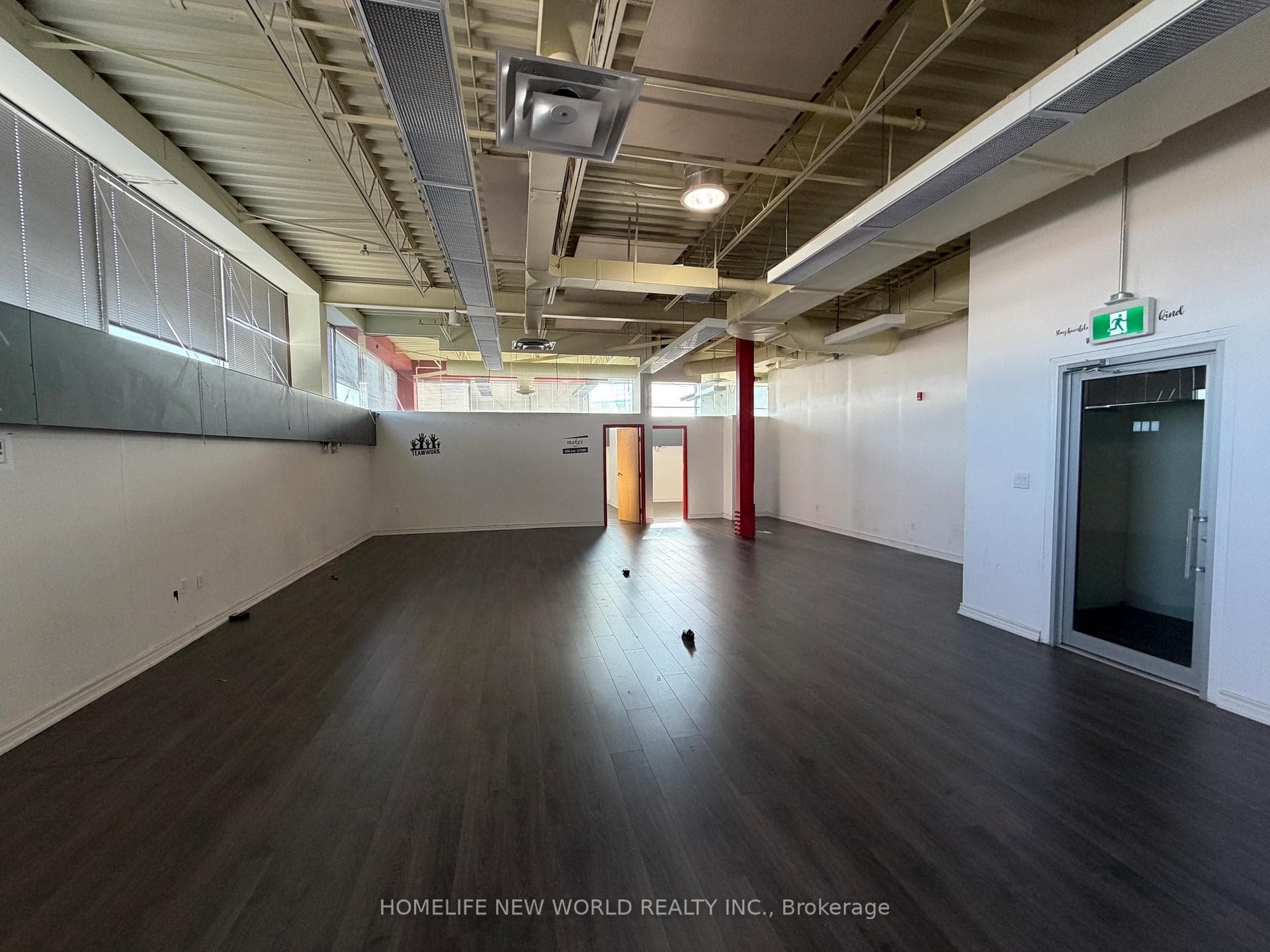 41 Metropolitan Road 204, Toronto, ON M1R 2T5, Toronto E04 — photo 1