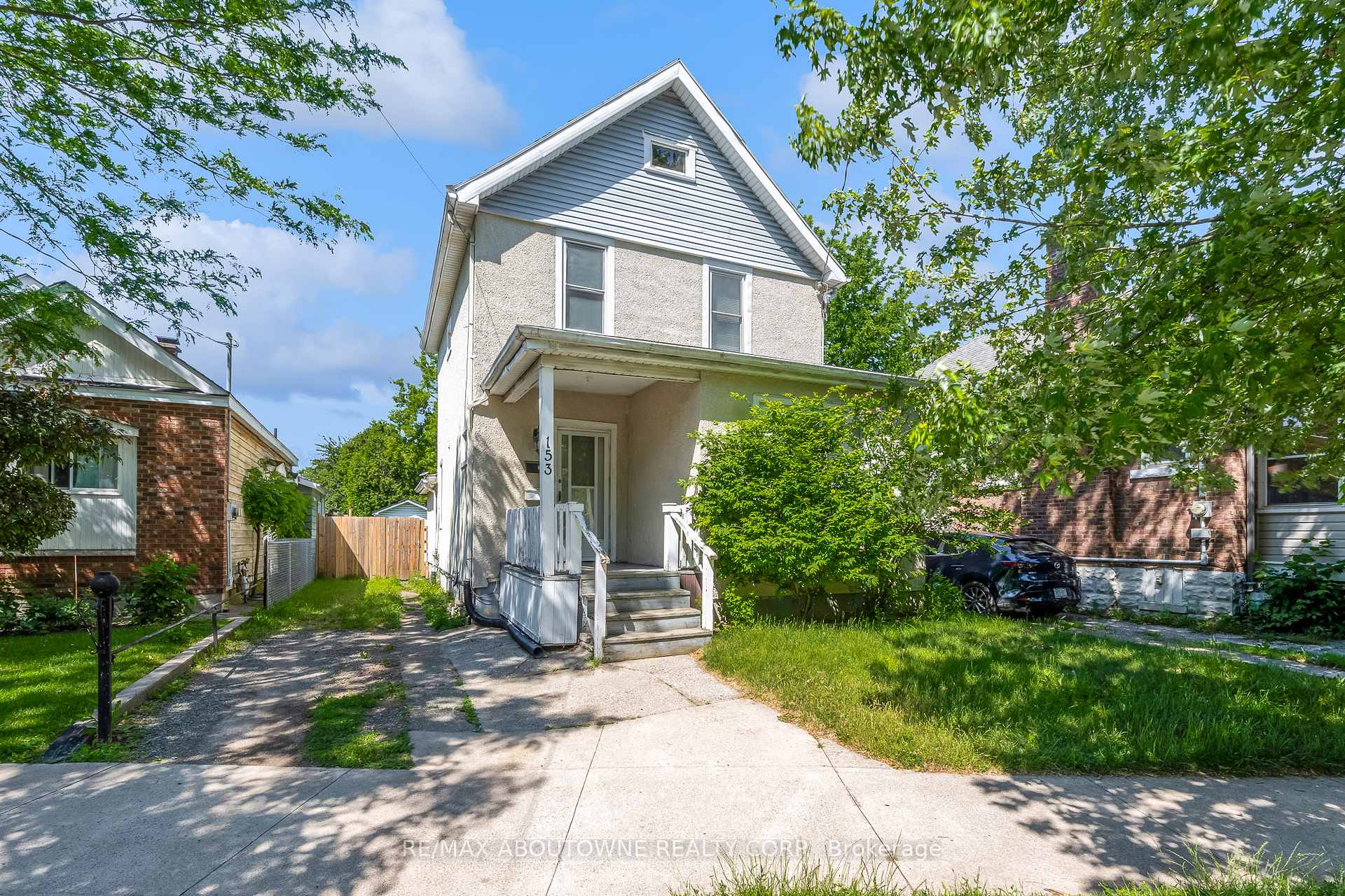 153 Lake Street, St. Catharines, ON L2R 5Y5, St. Catharines — photo 1